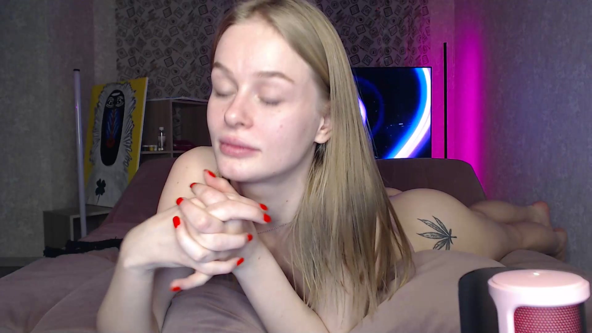 Gallery image thumbnail from Blondino4ka07's myfreecams stream on, 11/23/2024, 19:39 image 14 of 20