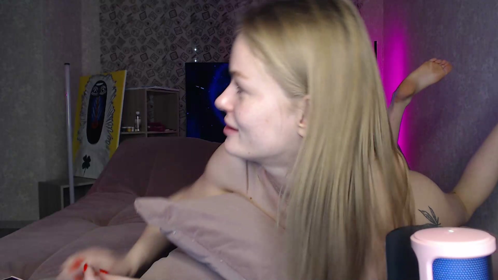 Gallery image thumbnail from Blondino4ka07's myfreecams stream on, 11/23/2024, 19:39 image 7 of 20