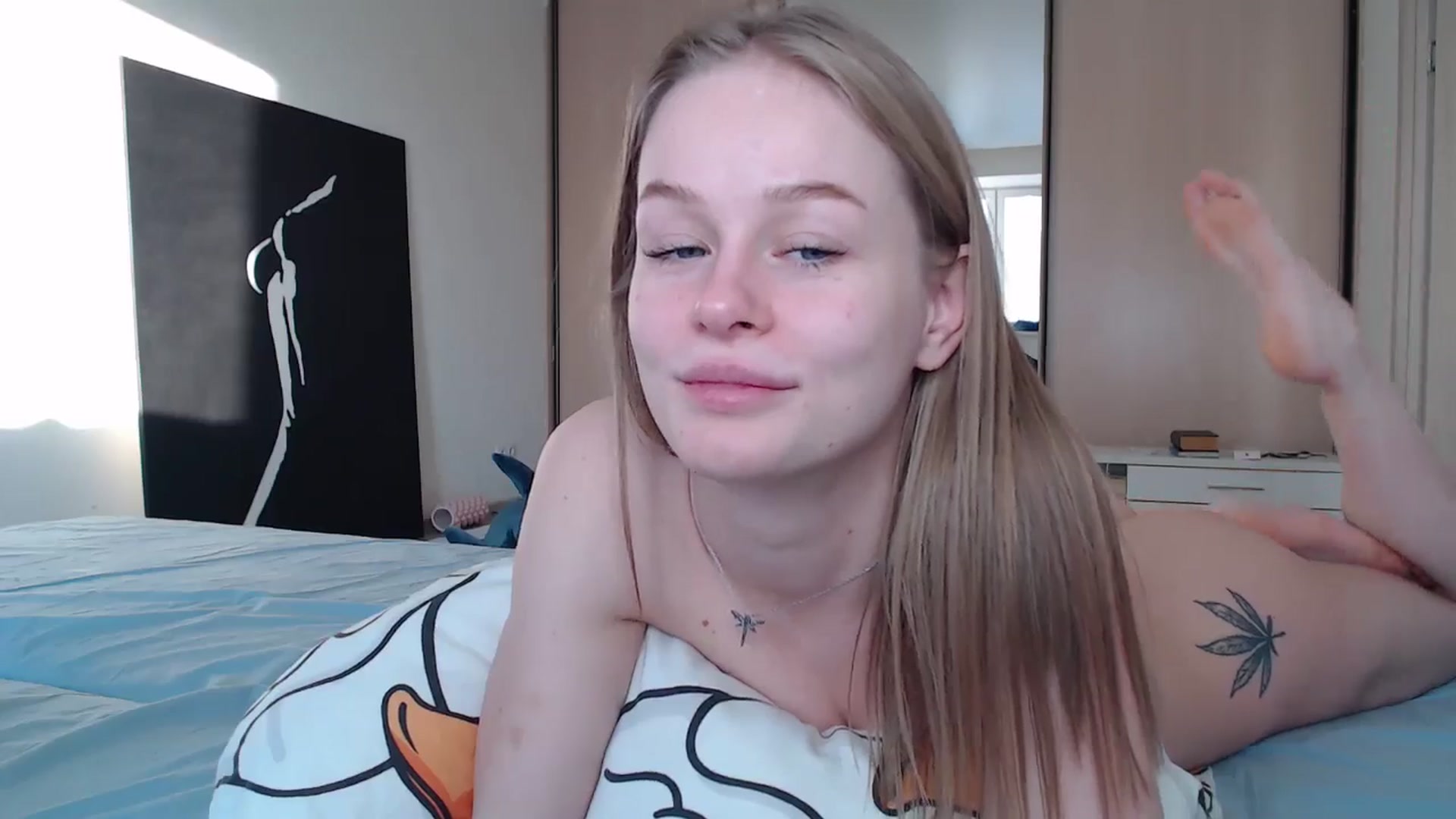 Gallery image thumbnail from Blondino4ka07's myfreecams stream on, 12/09/2024, 10:05 image 6 of 20