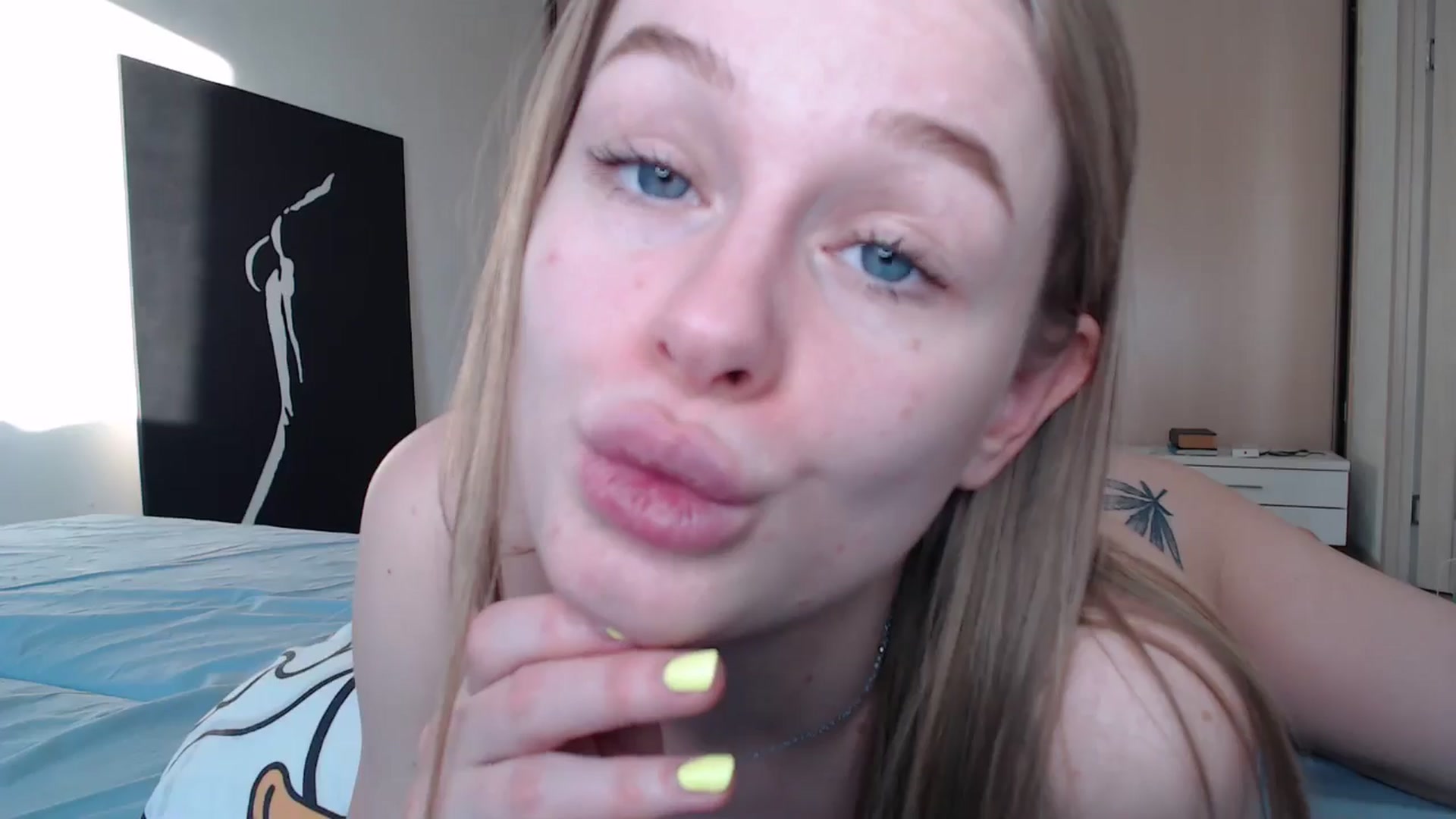 Gallery image thumbnail from Blondino4ka07's myfreecams stream on, 12/09/2024, 10:05 image 5 of 20