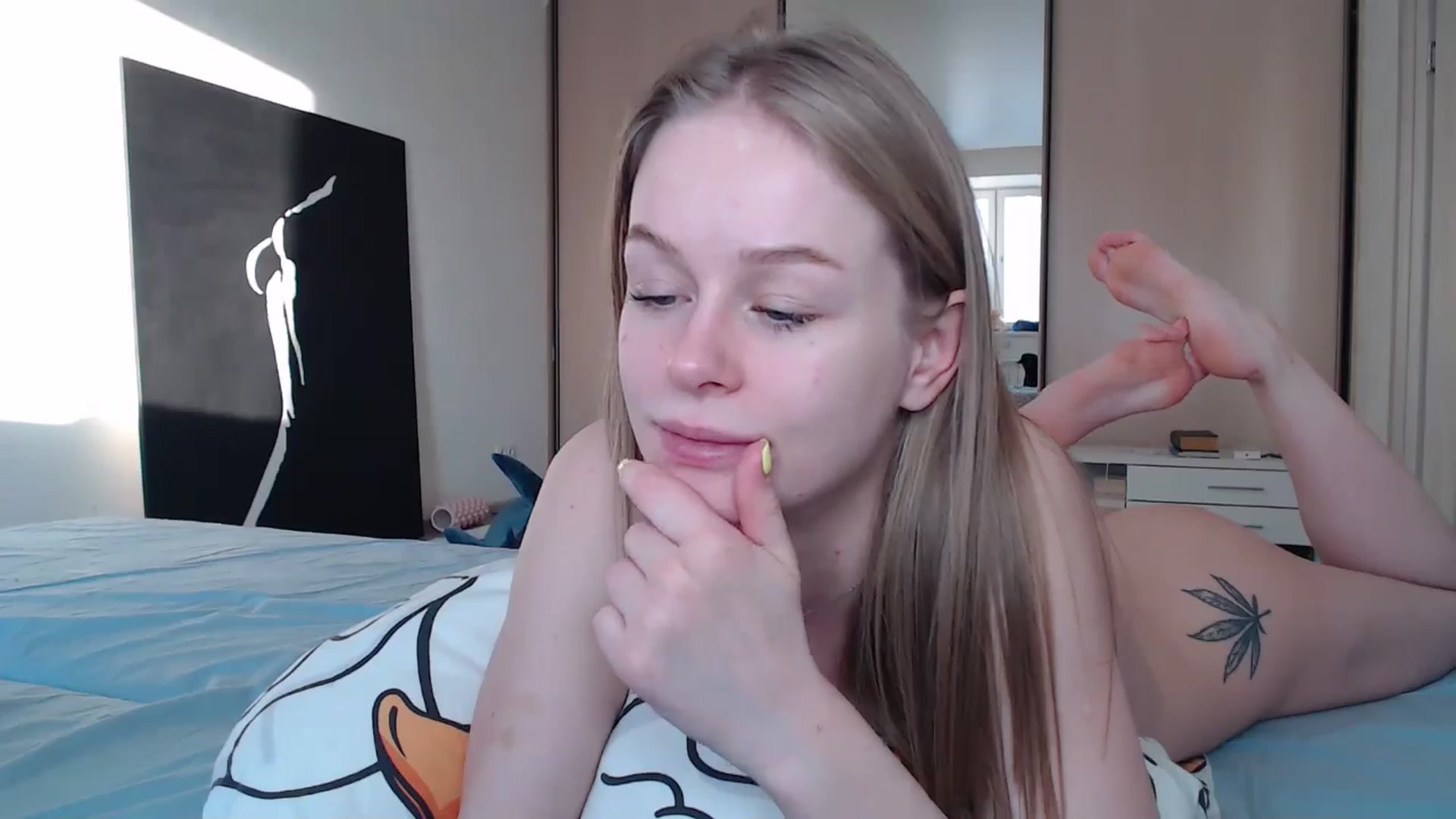 Gallery image thumbnail from Blondino4ka07's myfreecams stream on, 12/09/2024, 10:05 image 7 of 20