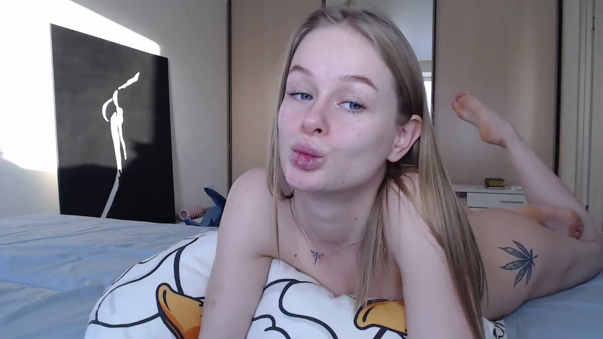 Gallery image thumbnail from Blondino4ka07's myfreecams stream on, 12/09/2024, 10:05 image 9 of 20