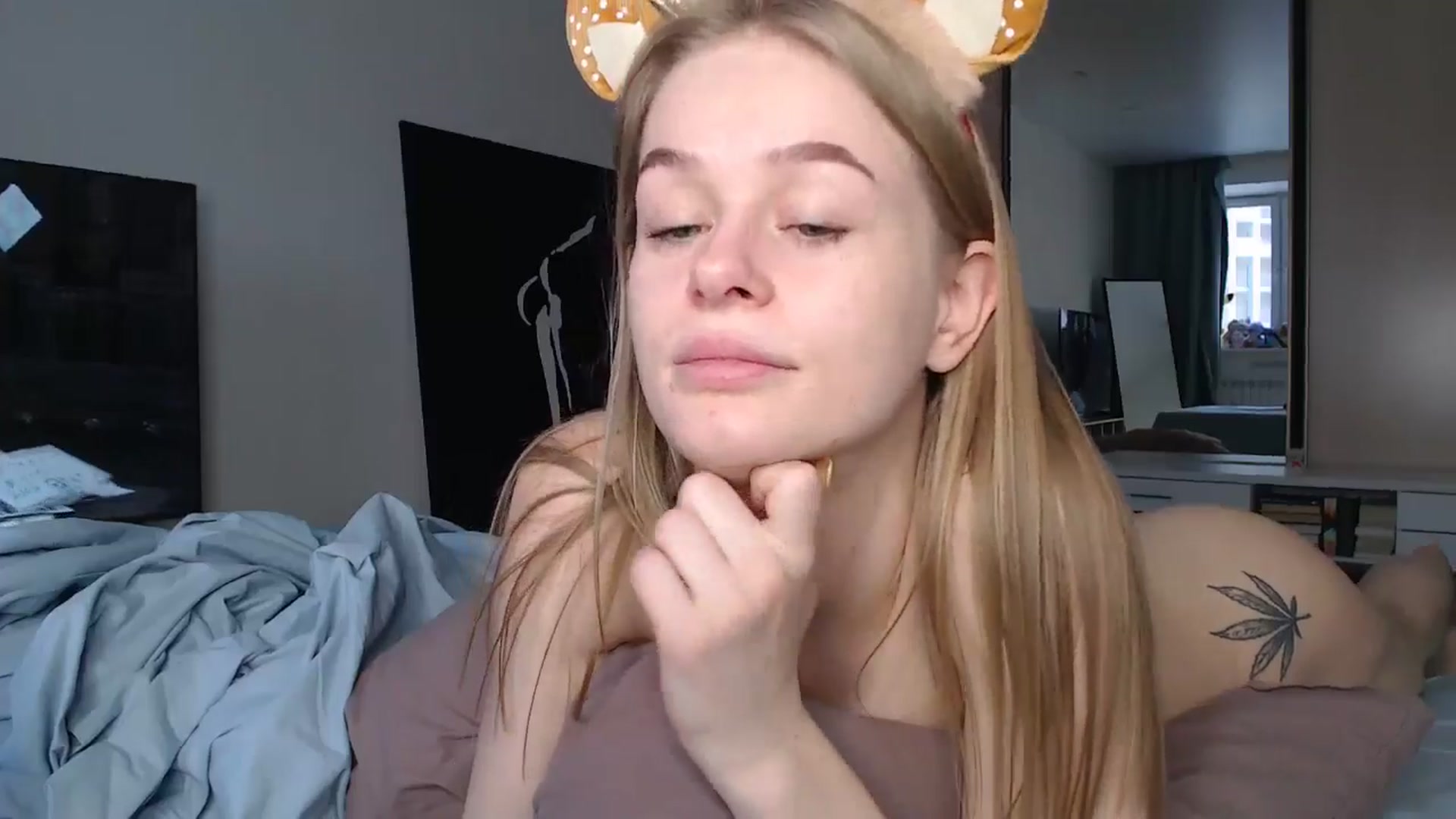 Gallery image thumbnail from Blondino4ka07's myfreecams stream on, 12/26/2024, 08:36 image 16 of 20