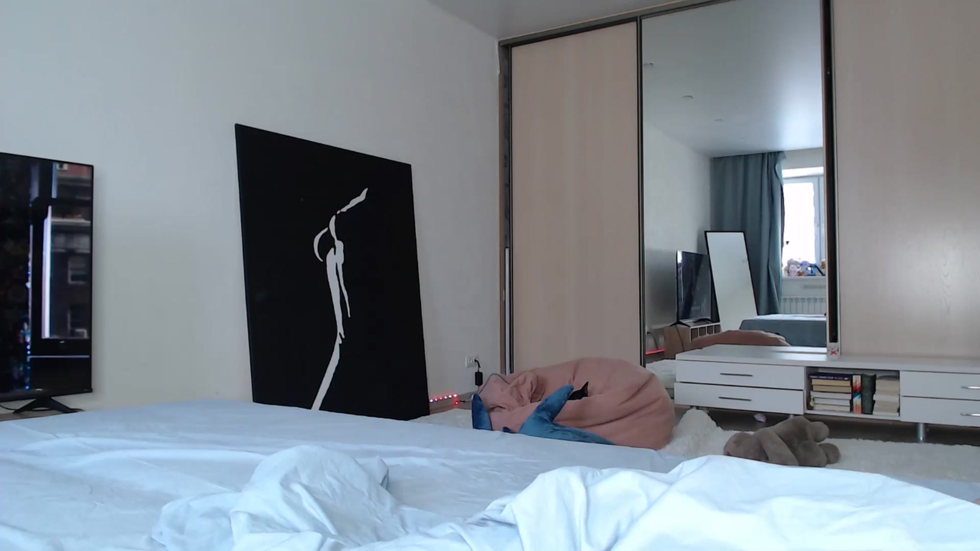Gallery image thumbnail from Blondino4ka07's myfreecams stream on, 12/26/2024, 08:36 image 11 of 20