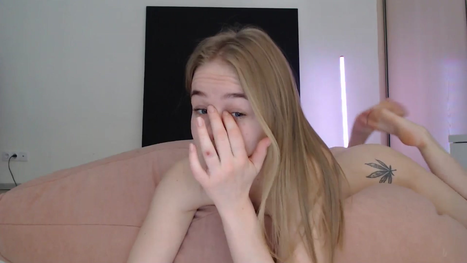 Gallery image thumbnail from Blondino4ka07's myfreecams stream on, 01/05/2025, 16:23 image 7 of 20