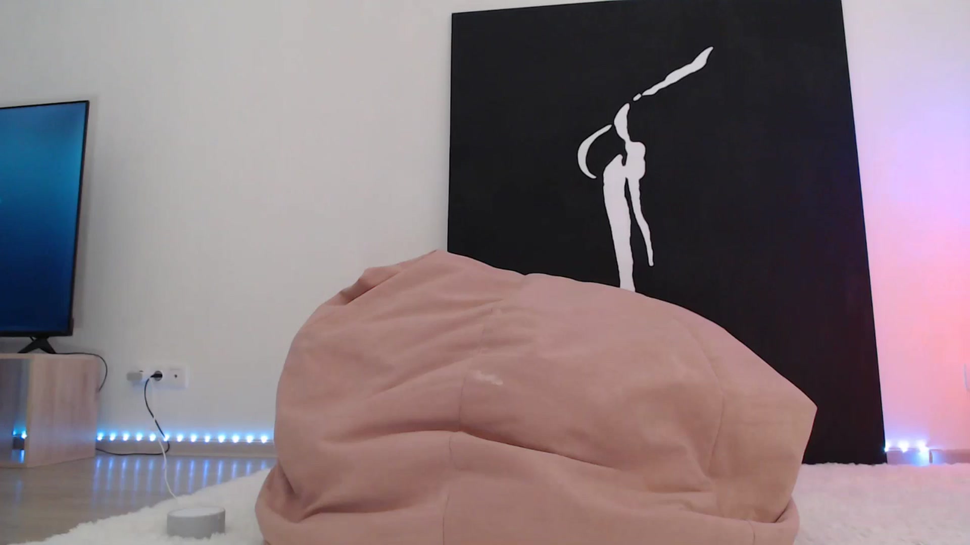 Gallery image thumbnail from Blondino4ka07's myfreecams stream on, 01/07/2025, 15:59 image 16 of 20