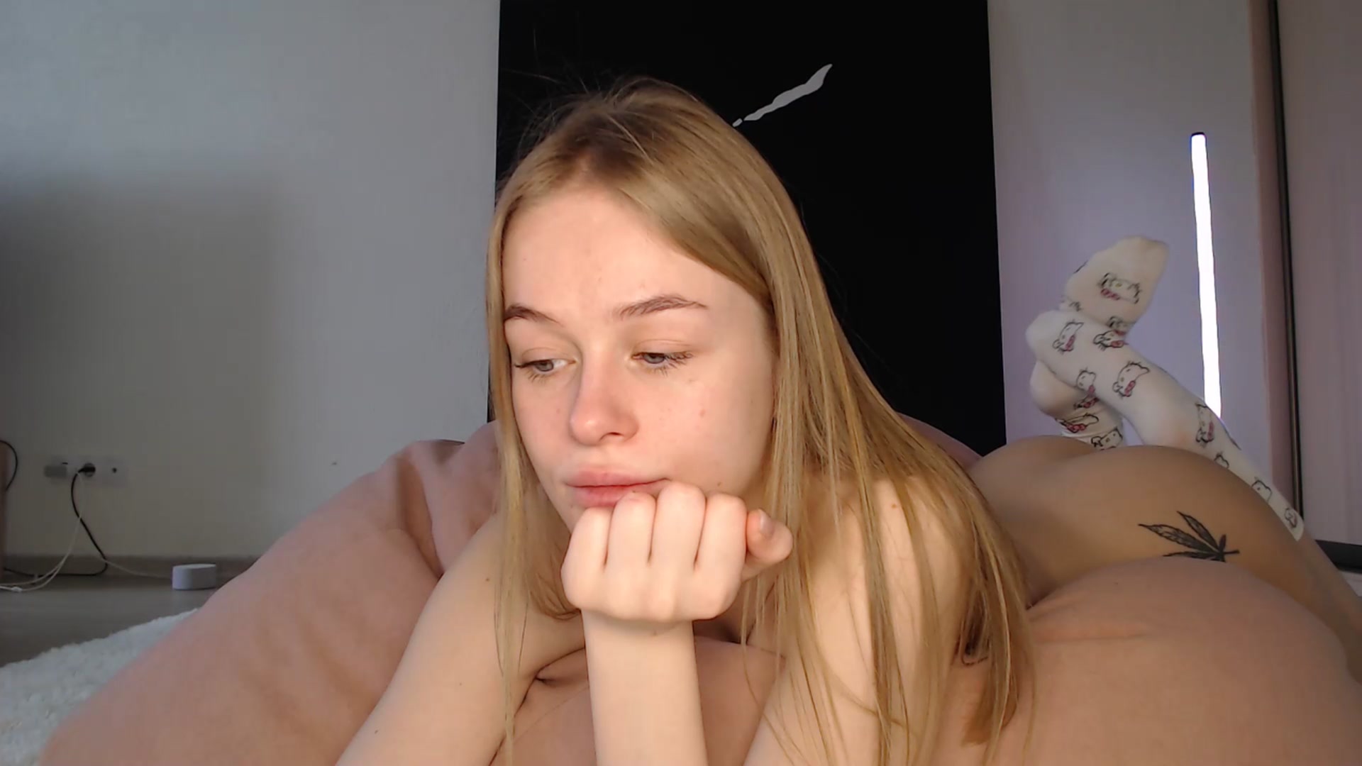 Gallery image thumbnail from Blondino4ka07's myfreecams stream on, 01/09/2025, 07:32 image 5 of 20