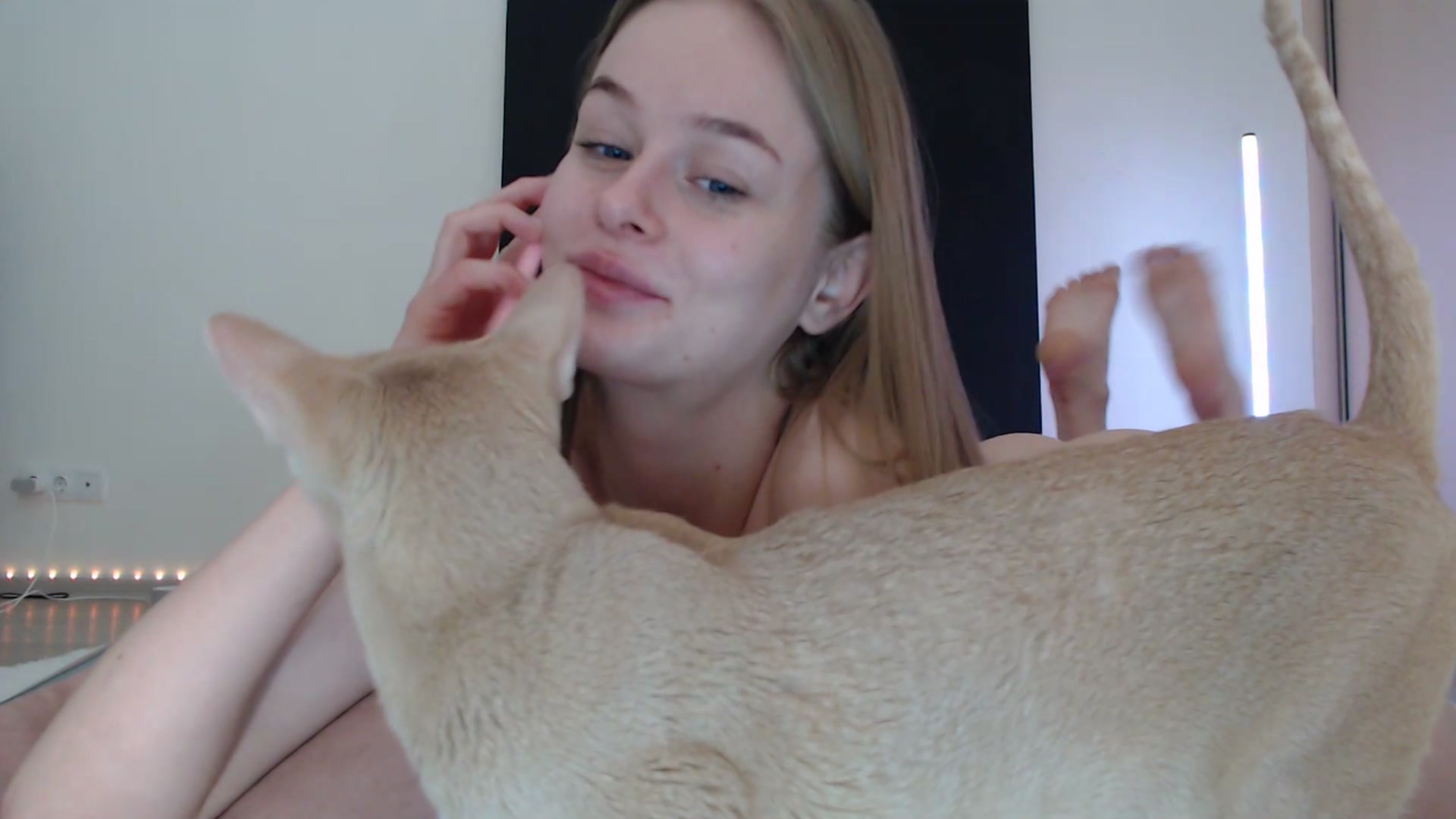 Gallery image thumbnail from Blondino4ka07's myfreecams stream on, 01/09/2025, 19:32 image 7 of 20