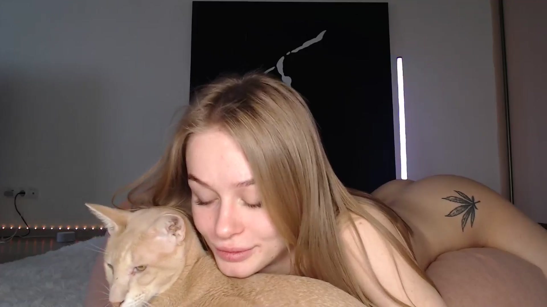 Gallery image thumbnail from Blondino4ka07's myfreecams stream on, 01/10/2025, 08:04 image 9 of 20