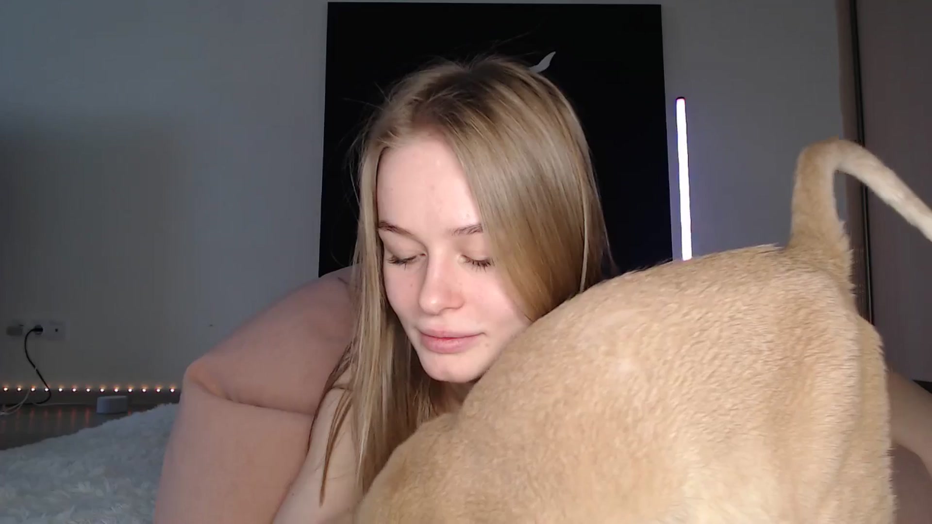Gallery image thumbnail from Blondino4ka07's myfreecams stream on, 01/10/2025, 08:04 image 8 of 20