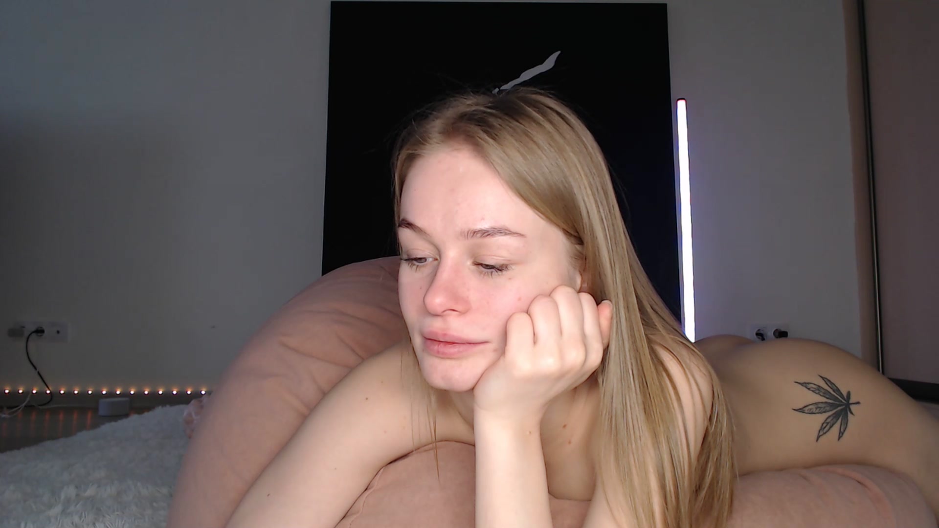 Gallery image thumbnail from Blondino4ka07's myfreecams stream on, 01/10/2025, 08:37 image 14 of 20