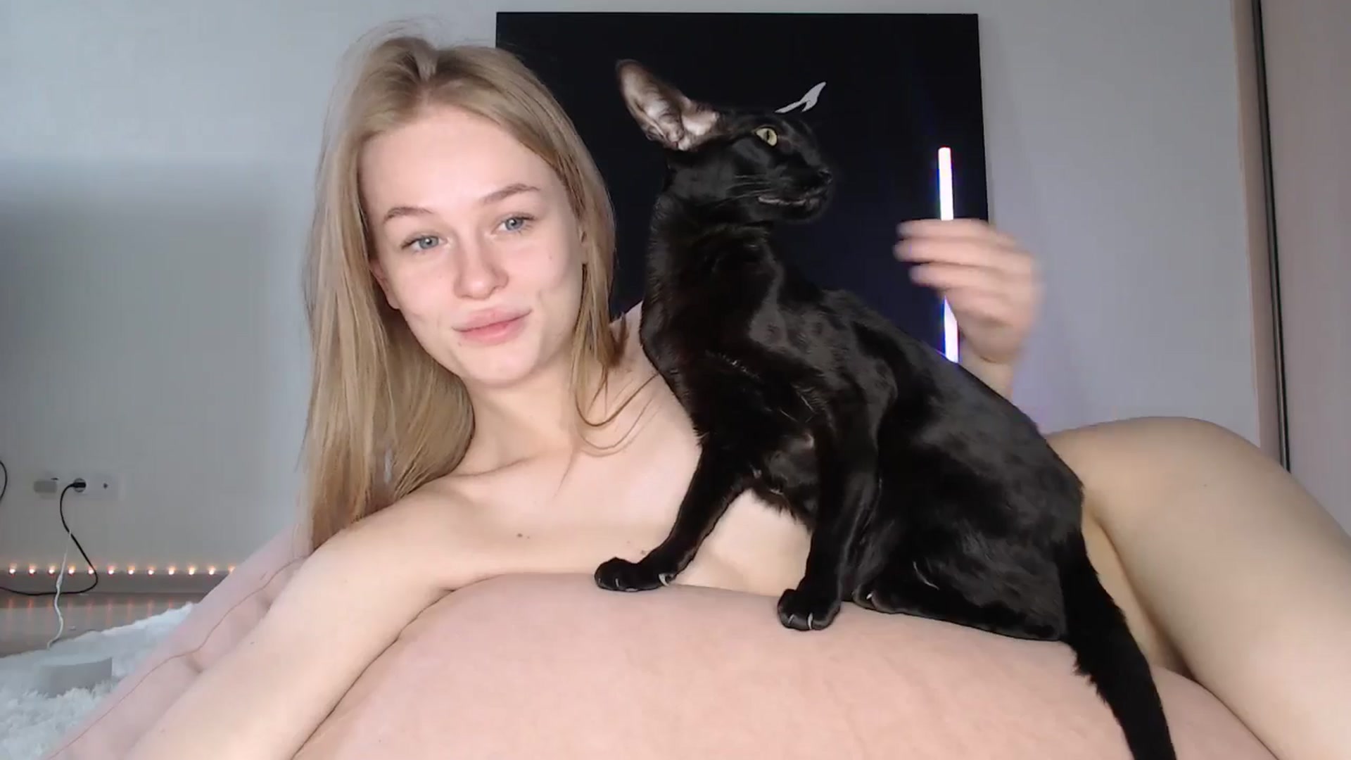 Gallery image thumbnail from Blondino4ka07's myfreecams stream on, 01/11/2025, 09:18 image 4 of 20
