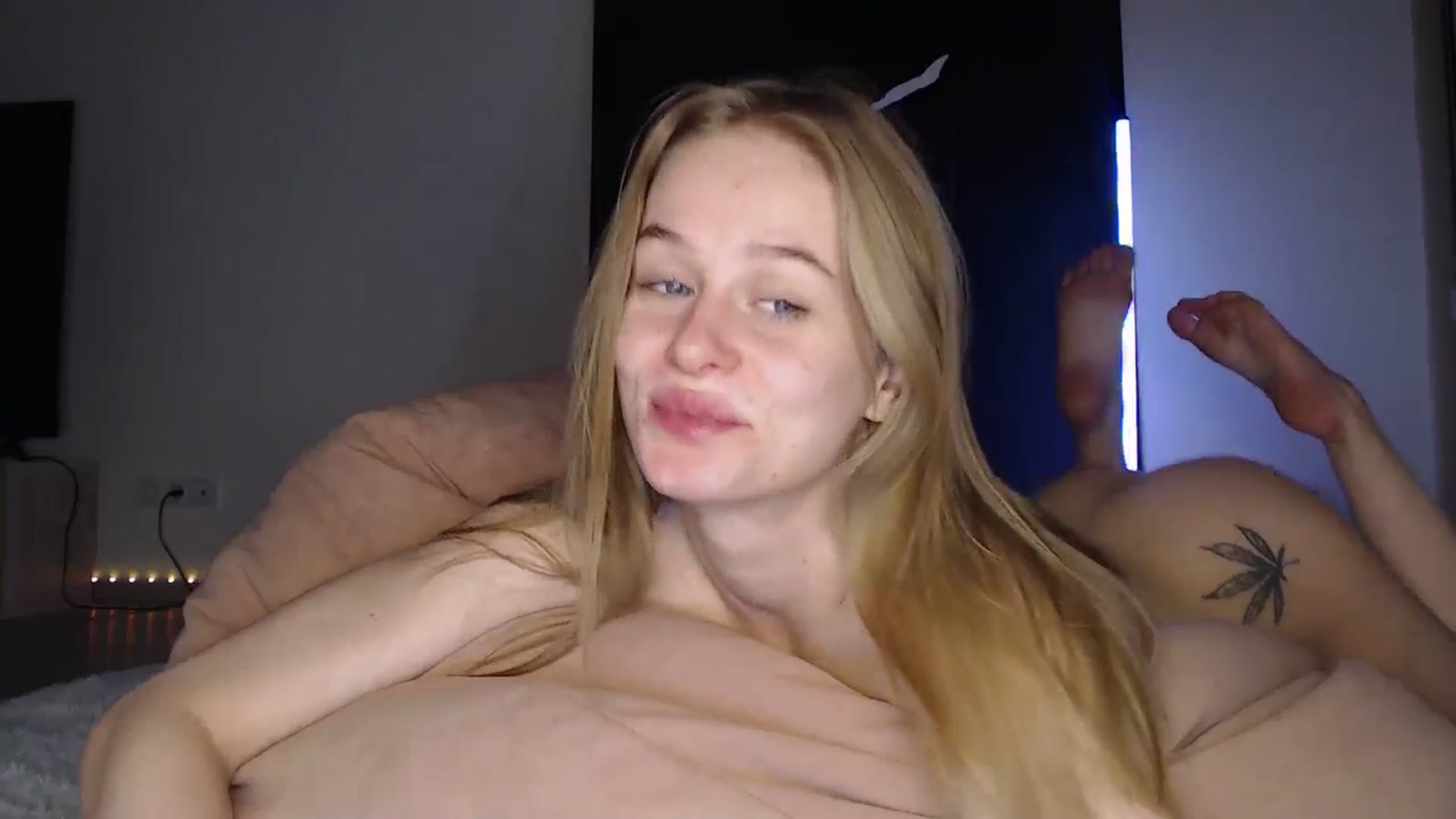 Gallery image thumbnail from Blondino4ka07's myfreecams stream on, 01/12/2025, 21:26 image 2 of 20