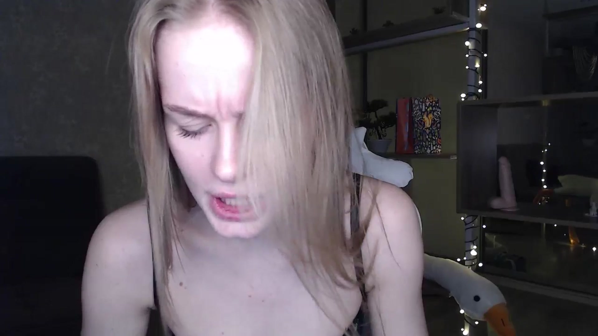Gallery image thumbnail from Blondino4ka07's myfreecams stream on, 01/18/2025, 18:33 image 5 of 20