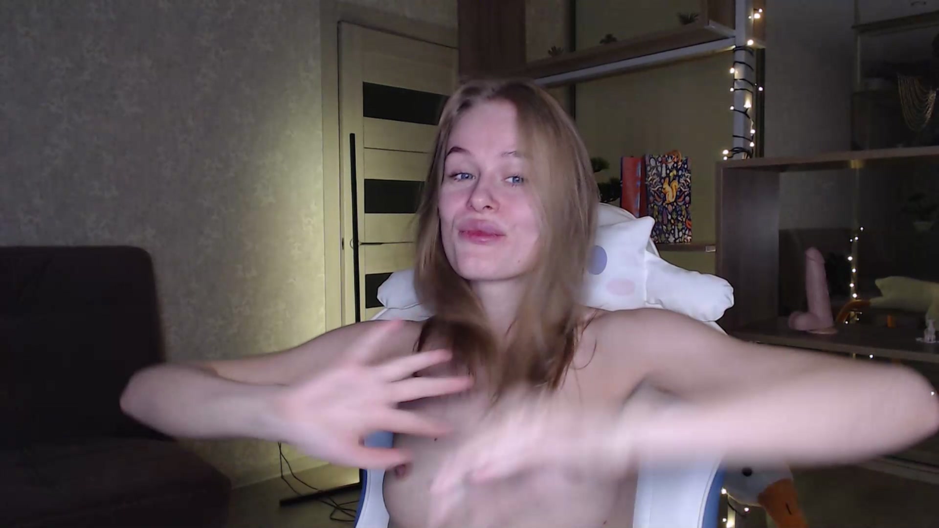 Gallery image thumbnail from Blondino4ka07's myfreecams stream on, 01/18/2025, 19:03 image 9 of 20
