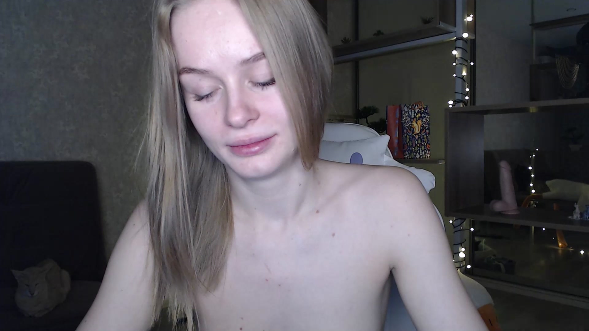Gallery image thumbnail from Blondino4ka07's myfreecams stream on, 01/18/2025, 19:03 image 19 of 20
