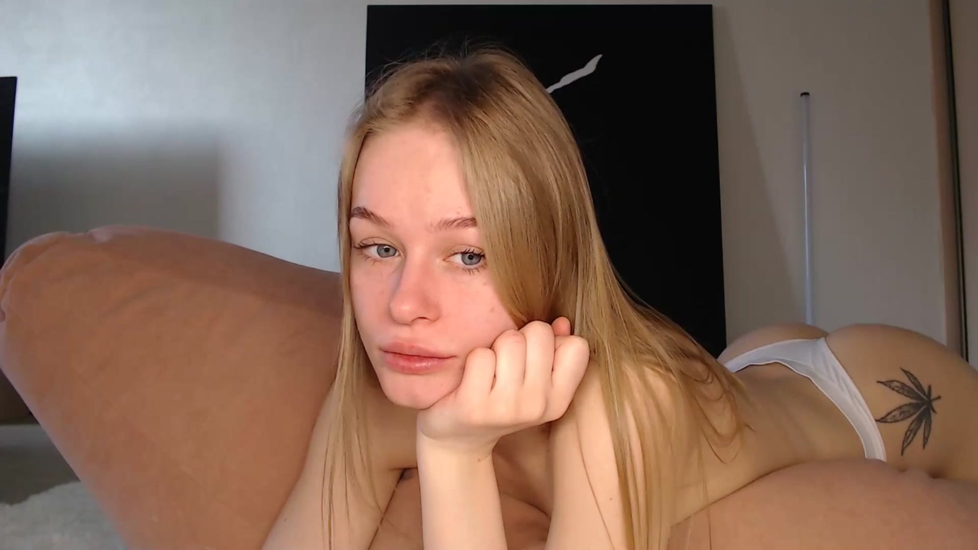 Gallery image thumbnail from Blondino4ka07's myfreecams stream on, 01/19/2025, 09:22 image 2 of 20
