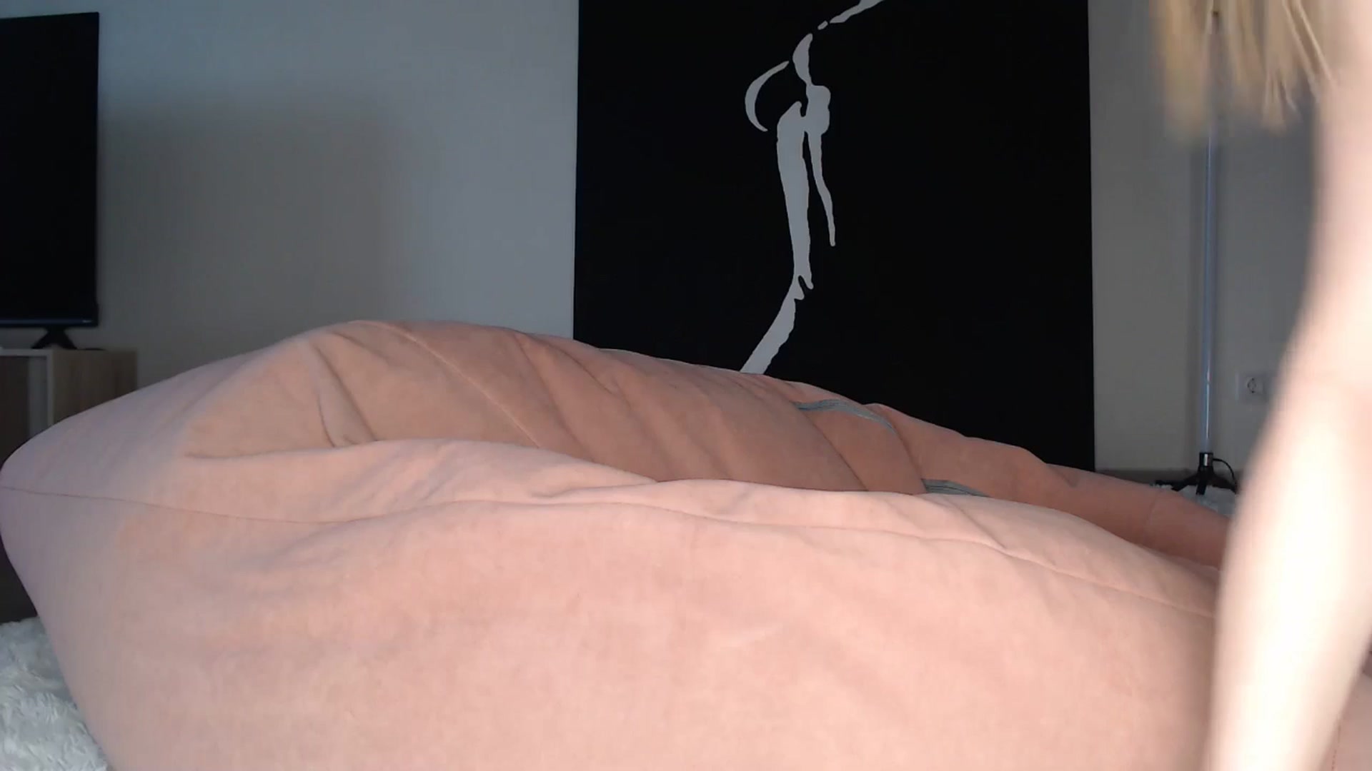 Gallery image thumbnail from Blondino4ka07's myfreecams stream on, 01/19/2025, 11:04 image 5 of 20