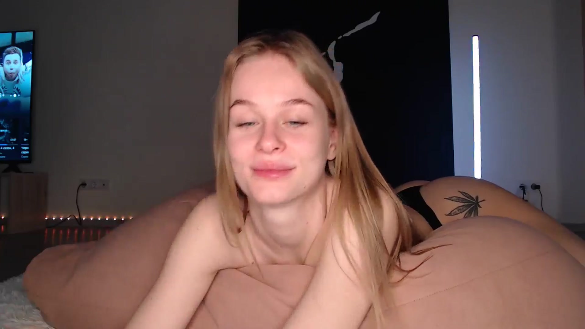 Gallery image thumbnail from Blondino4ka07's myfreecams stream on, 01/19/2025, 19:34 image 3 of 20