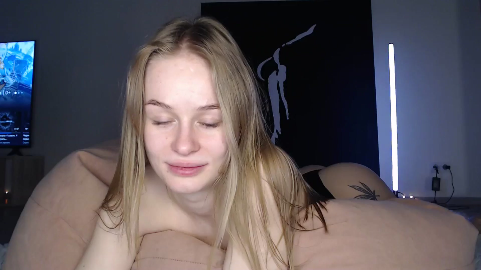 Gallery image thumbnail from Blondino4ka07's myfreecams stream on, 01/19/2025, 19:34 image 11 of 20