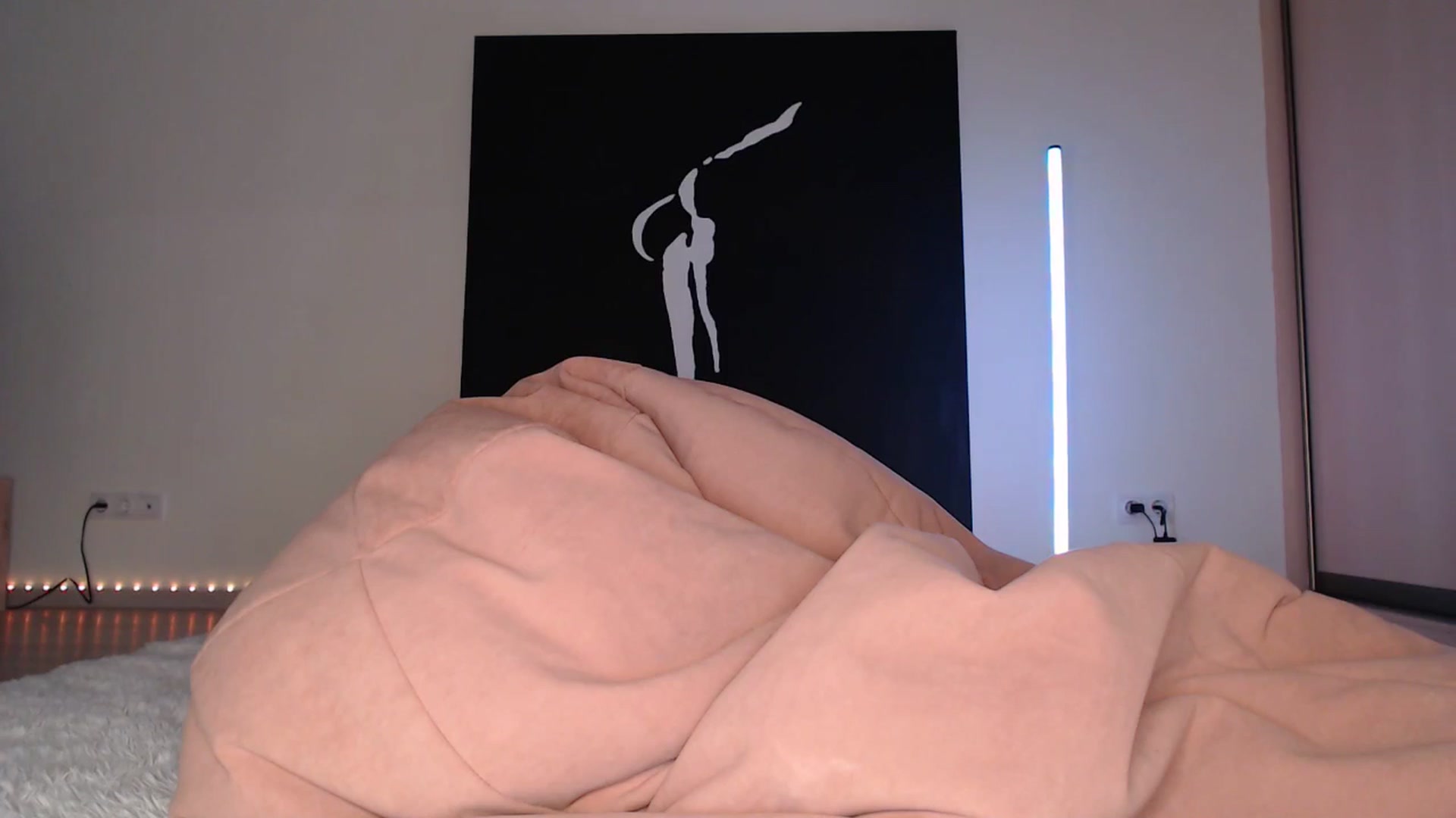 Gallery image thumbnail from Blondino4ka07's myfreecams stream on, 01/21/2025, 18:40 image 12 of 20