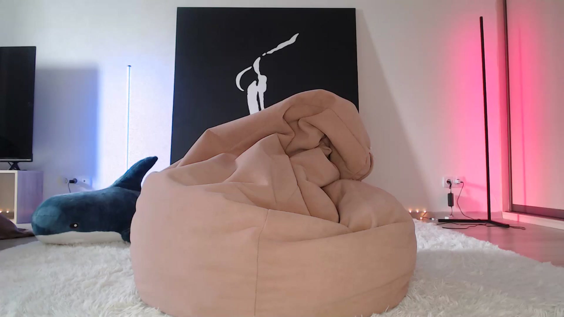 Gallery image thumbnail from Blondino4ka07's myfreecams stream on, 02/28/2025, 08:43 image 13 of 20