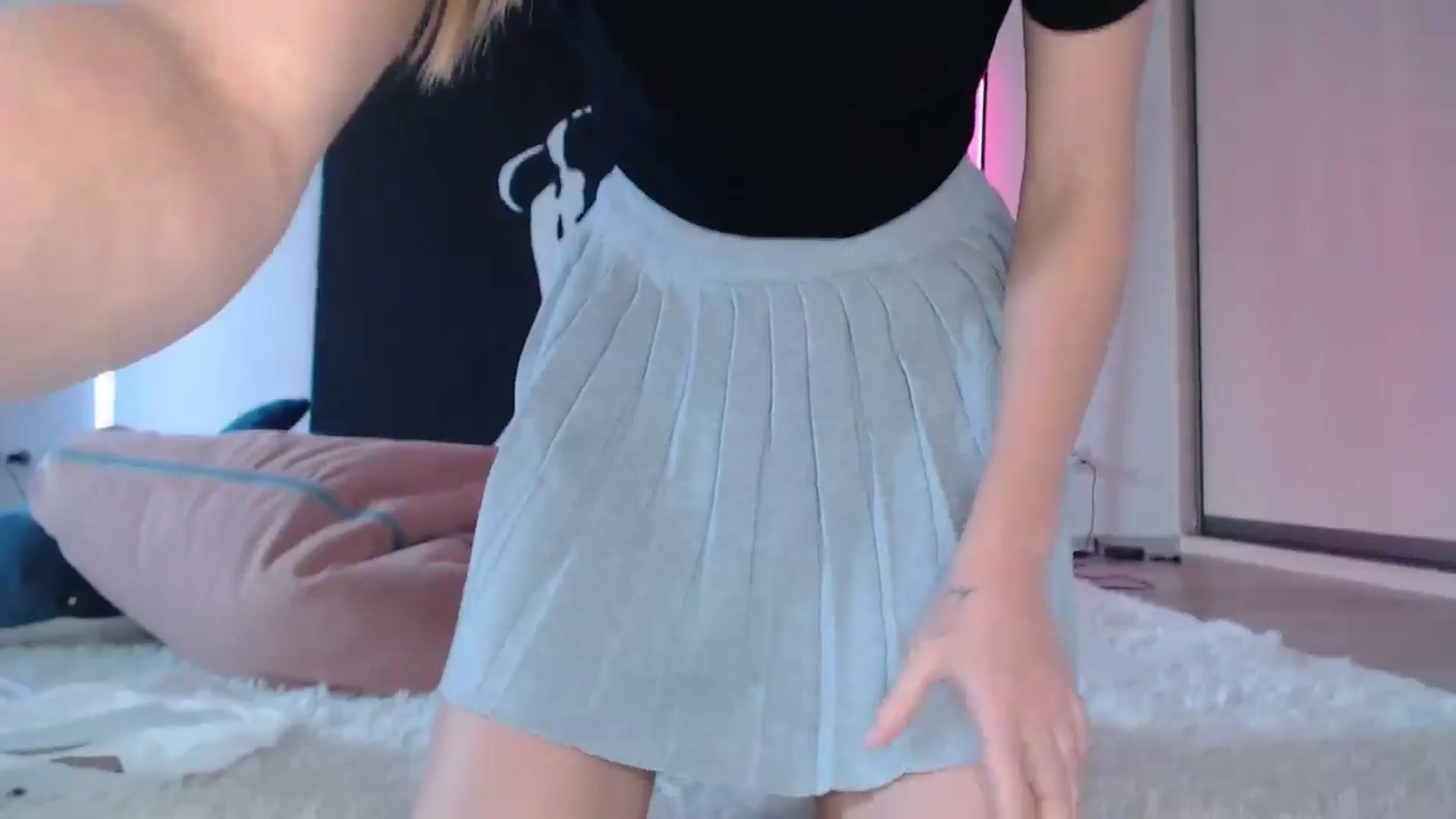 Gallery image thumbnail from Blondino4ka07's myfreecams stream on, 03/04/2025, 07:01 image 11 of 20
