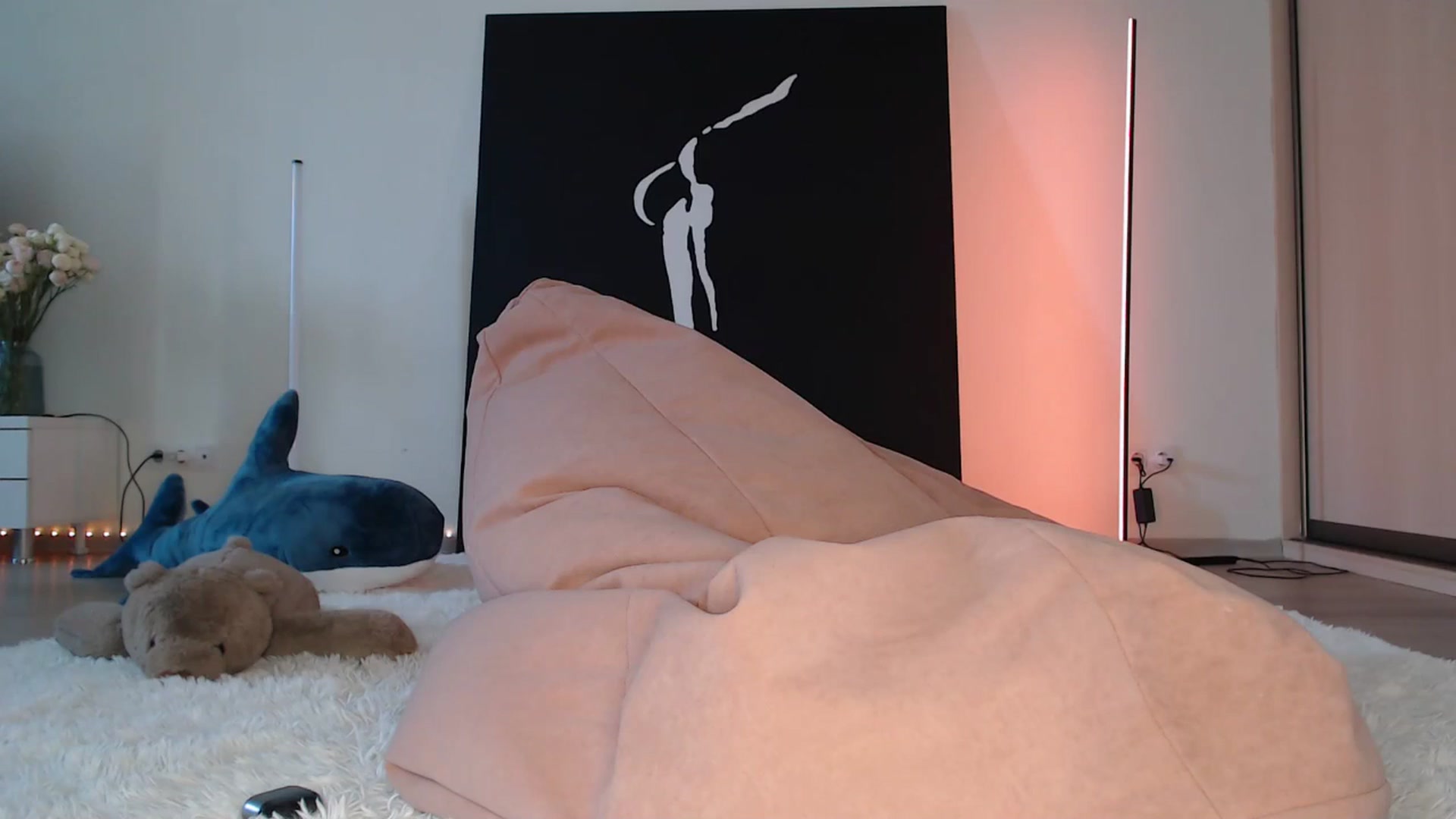 Gallery image thumbnail from Blondino4ka07's myfreecams stream on, 03/10/2025, 05:42 image 8 of 20