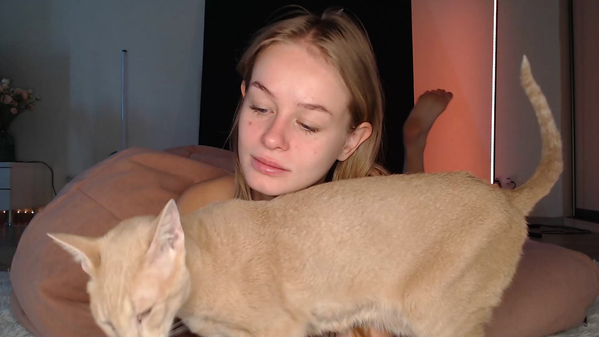 Gallery image thumbnail from Blondino4ka07's myfreecams stream on, 03/12/2025, 05:35 image 1 of 20