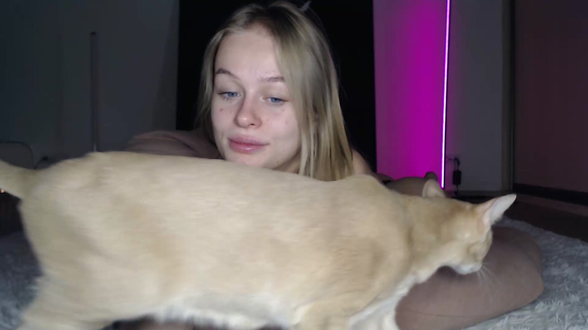 Gallery image thumbnail from Blondino4ka07's myfreecams stream on, 03/17/2025, 16:31 image 2 of 20
