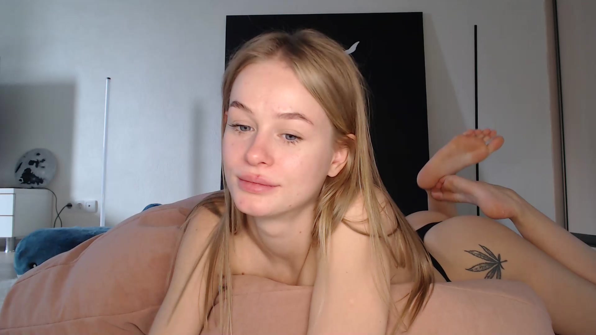 Gallery image thumbnail from Blondino4ka07's myfreecams stream on, 03/25/2025, 08:27 image 20 of 20