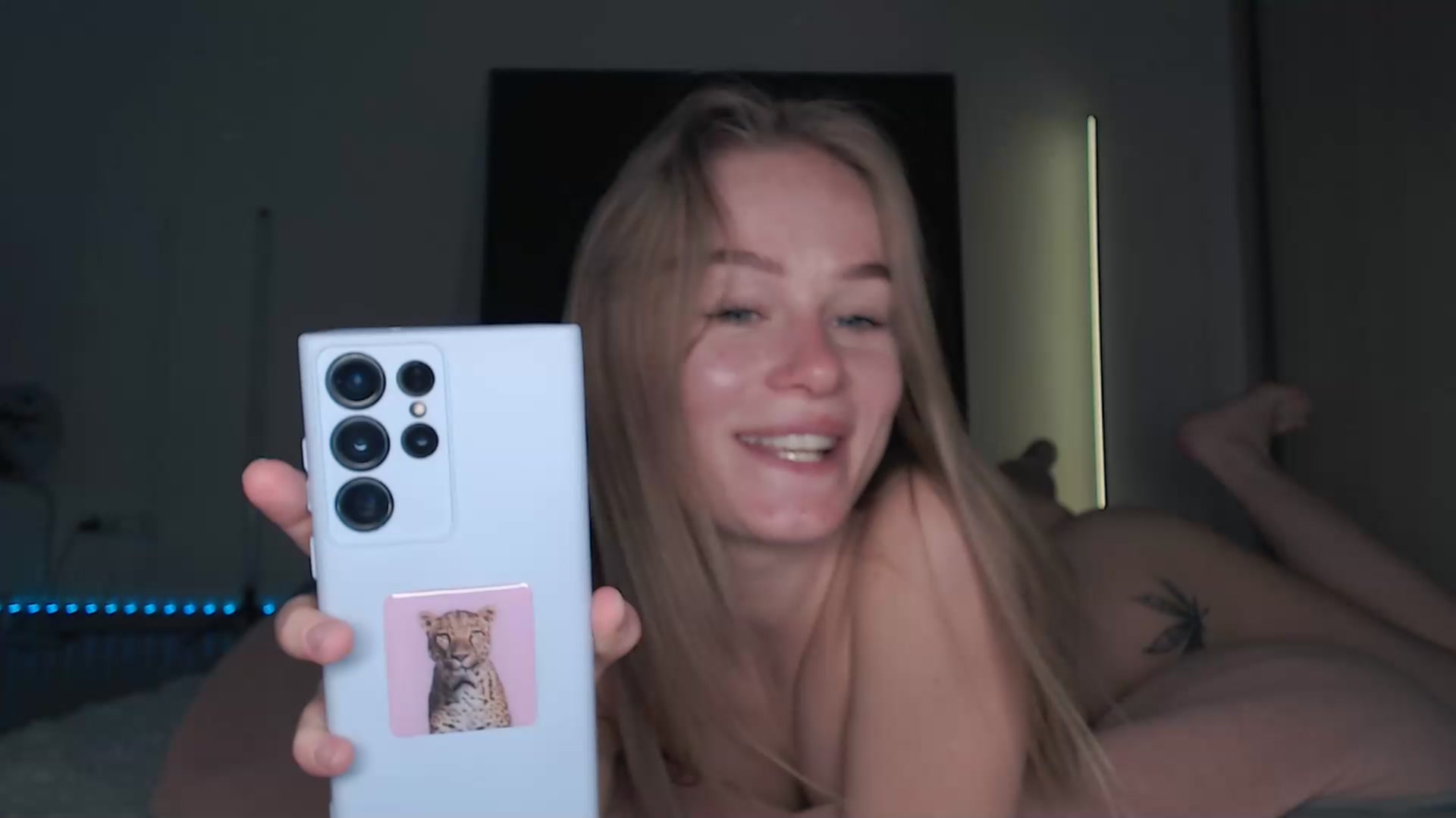 Gallery image thumbnail from Blondino4ka07's myfreecams stream on, 04/03/2025, 05:35 image 17 of 20