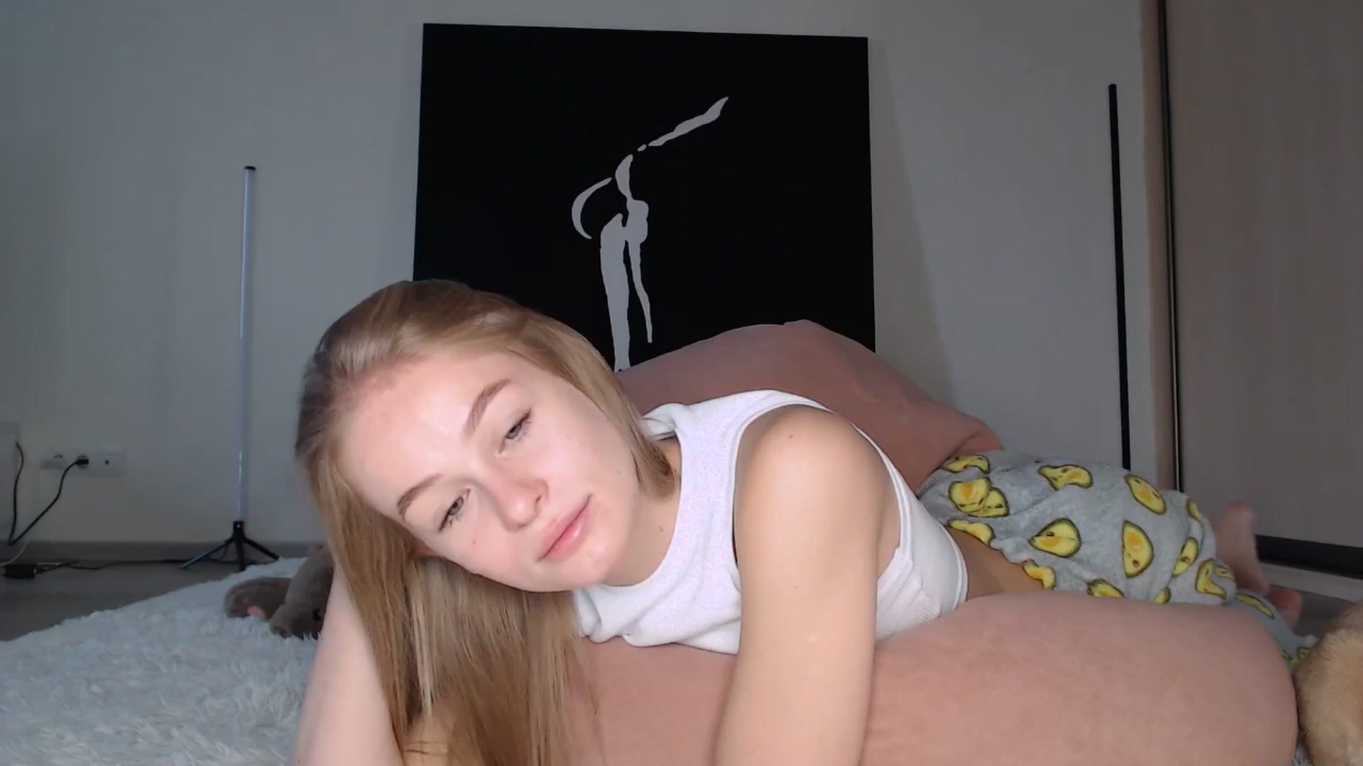 Gallery image thumbnail from Blondino4ka07's myfreecams stream on, 04/04/2025, 06:48 image 20 of 20