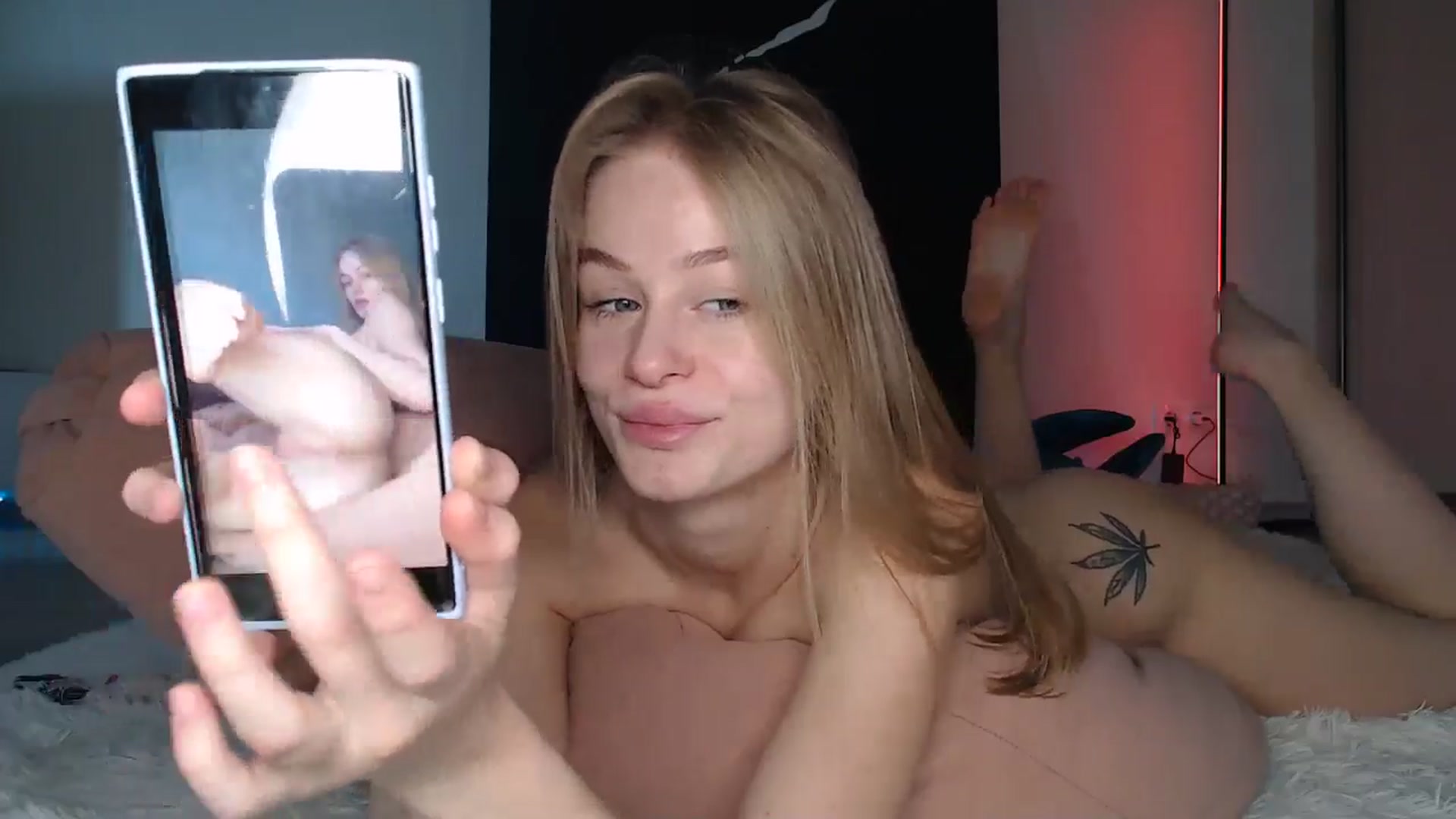Gallery image thumbnail from Blondino4ka07's myfreecams stream on, 04/07/2025, 07:45 image 19 of 20
