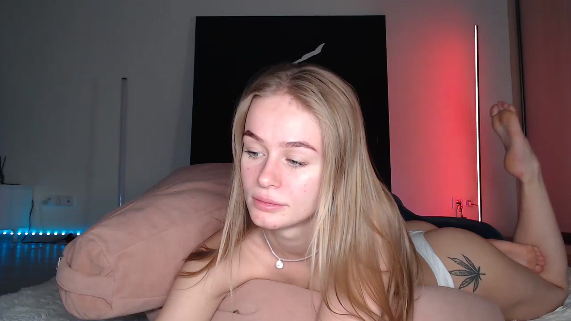 Gallery image thumbnail from Blondino4ka07's myfreecams stream on, 04/11/2025, 16:40 image 20 of 20