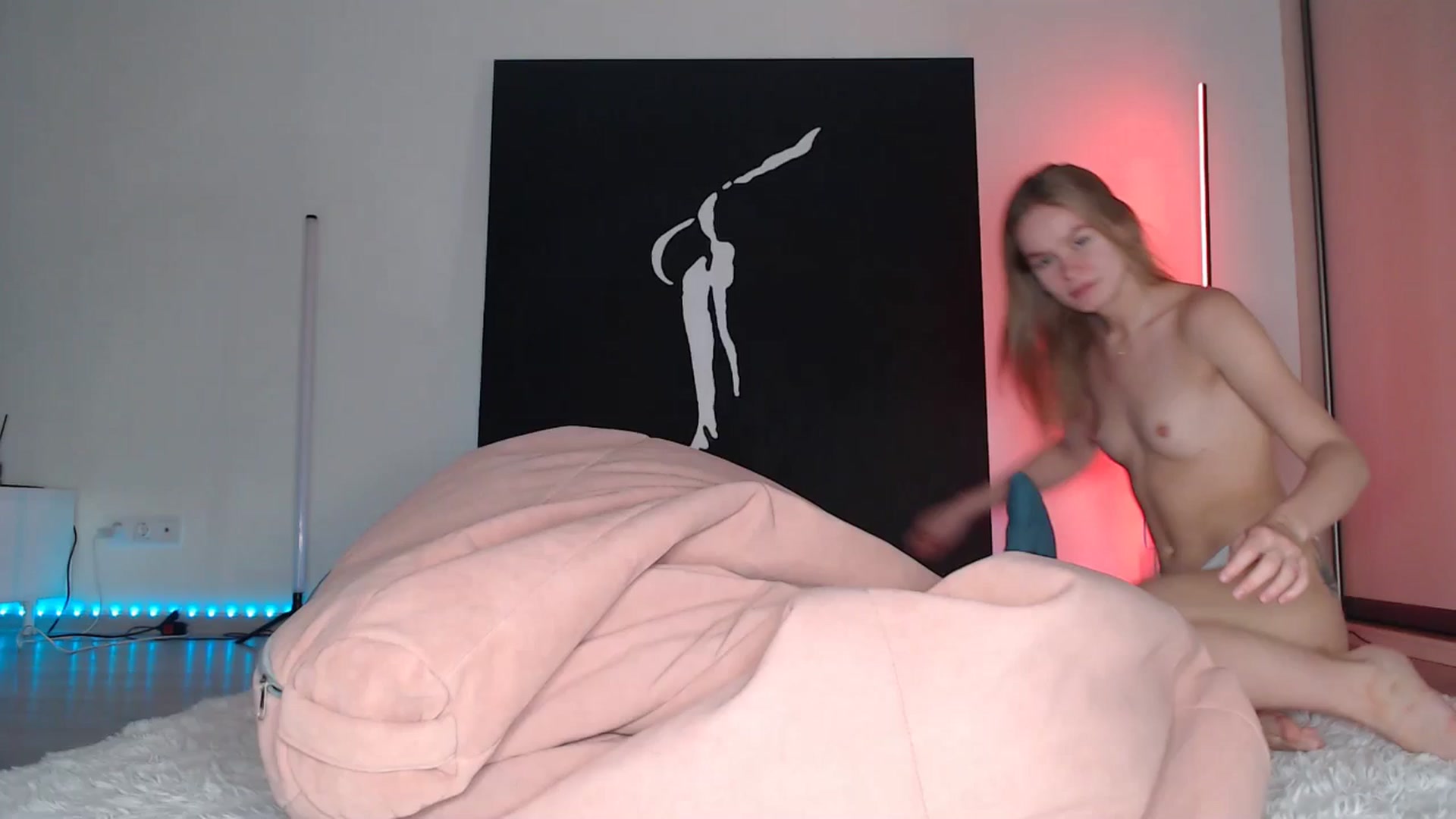 Gallery image thumbnail from Blondino4ka07's myfreecams stream on, 04/11/2025, 16:40 image 1 of 20