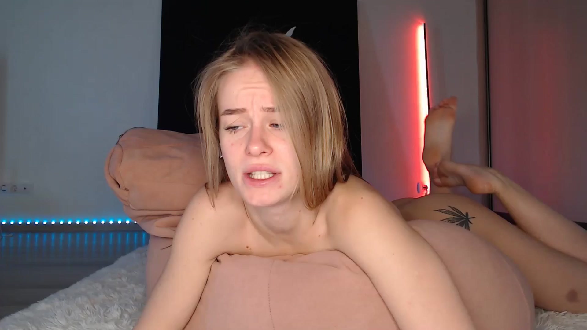 Gallery image thumbnail from Blondino4ka07's myfreecams stream on, 04/25/2025, 06:03 image 10 of 20