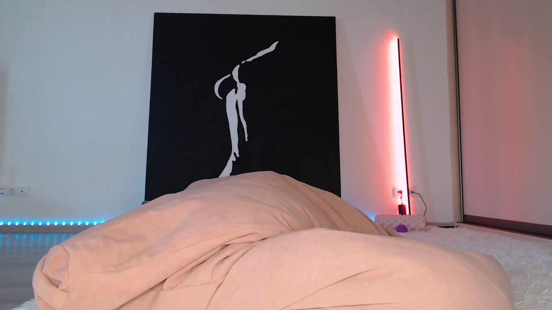 Gallery image thumbnail from Blondino4ka07's myfreecams stream on, 04/25/2025, 06:32 image 6 of 20