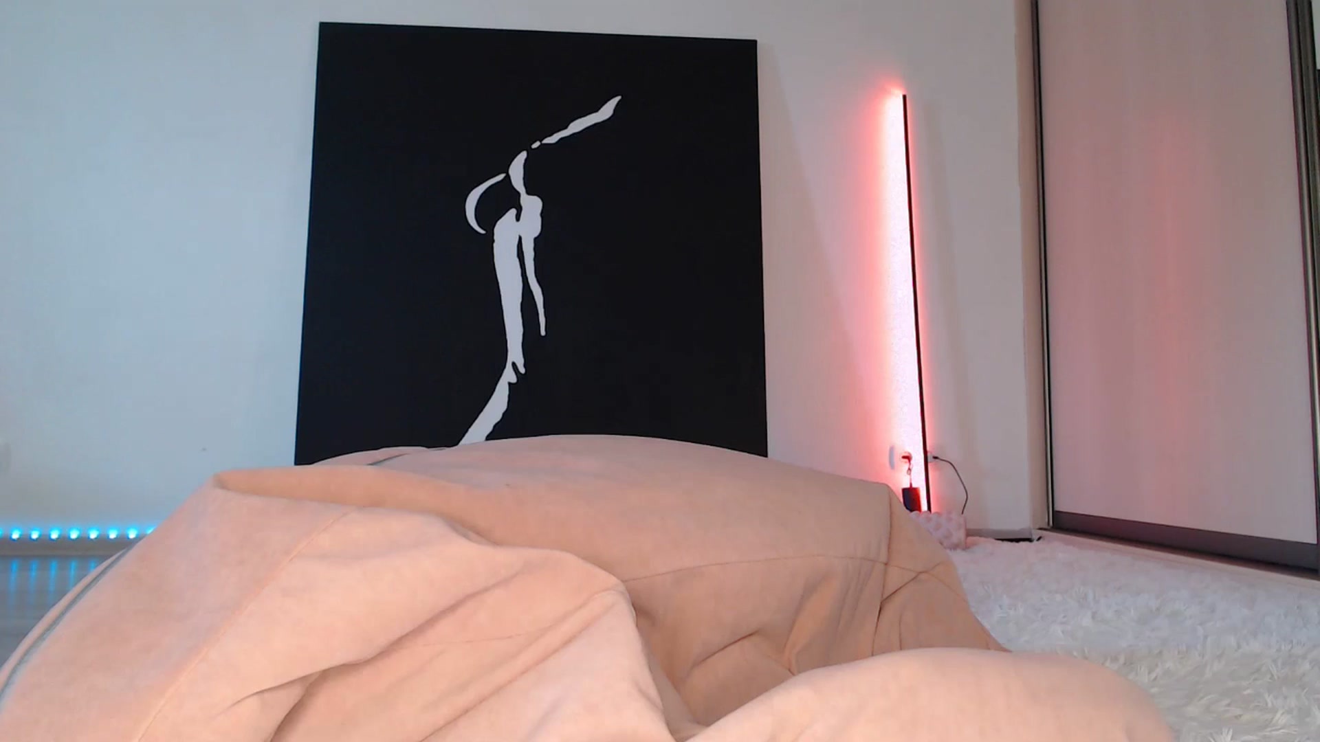 Gallery image thumbnail from Blondino4ka07's myfreecams stream on, 04/25/2025, 07:28 image 11 of 20