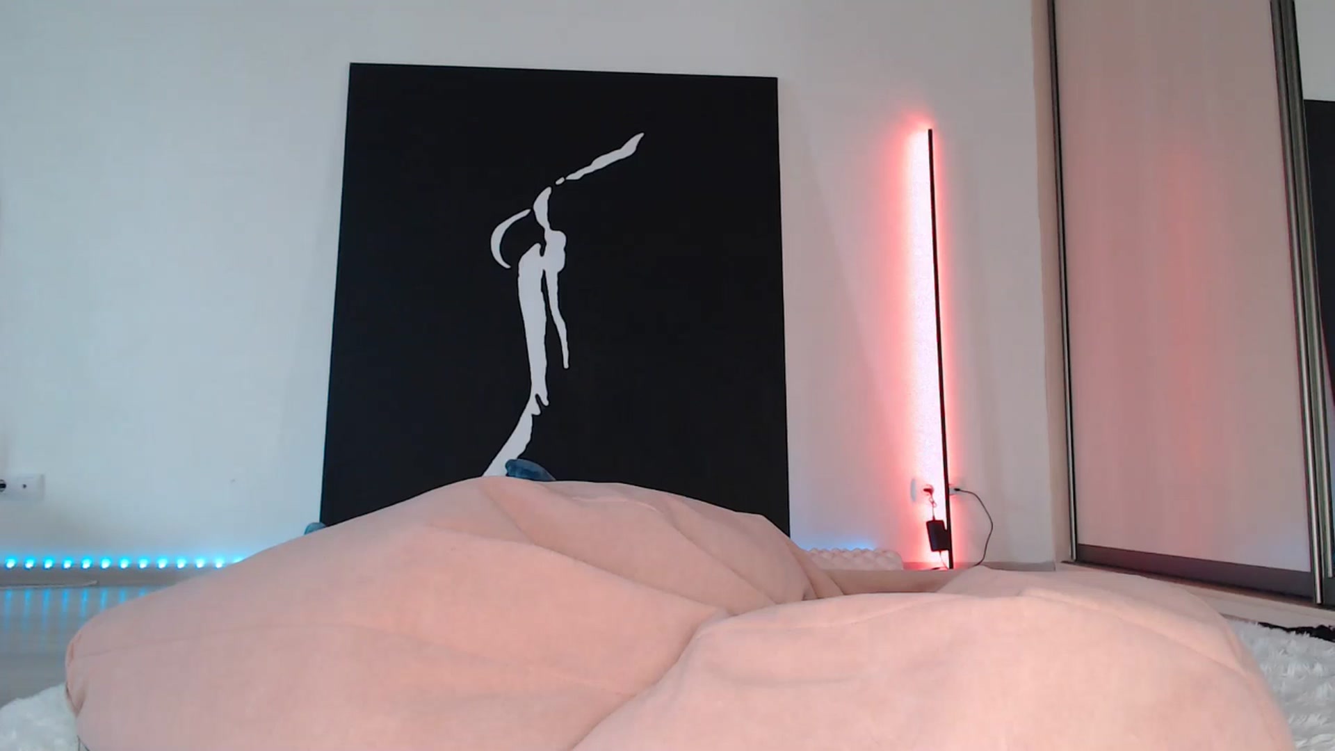 Gallery image thumbnail from Blondino4ka07's myfreecams stream on, 04/29/2025, 08:03 image 5 of 20