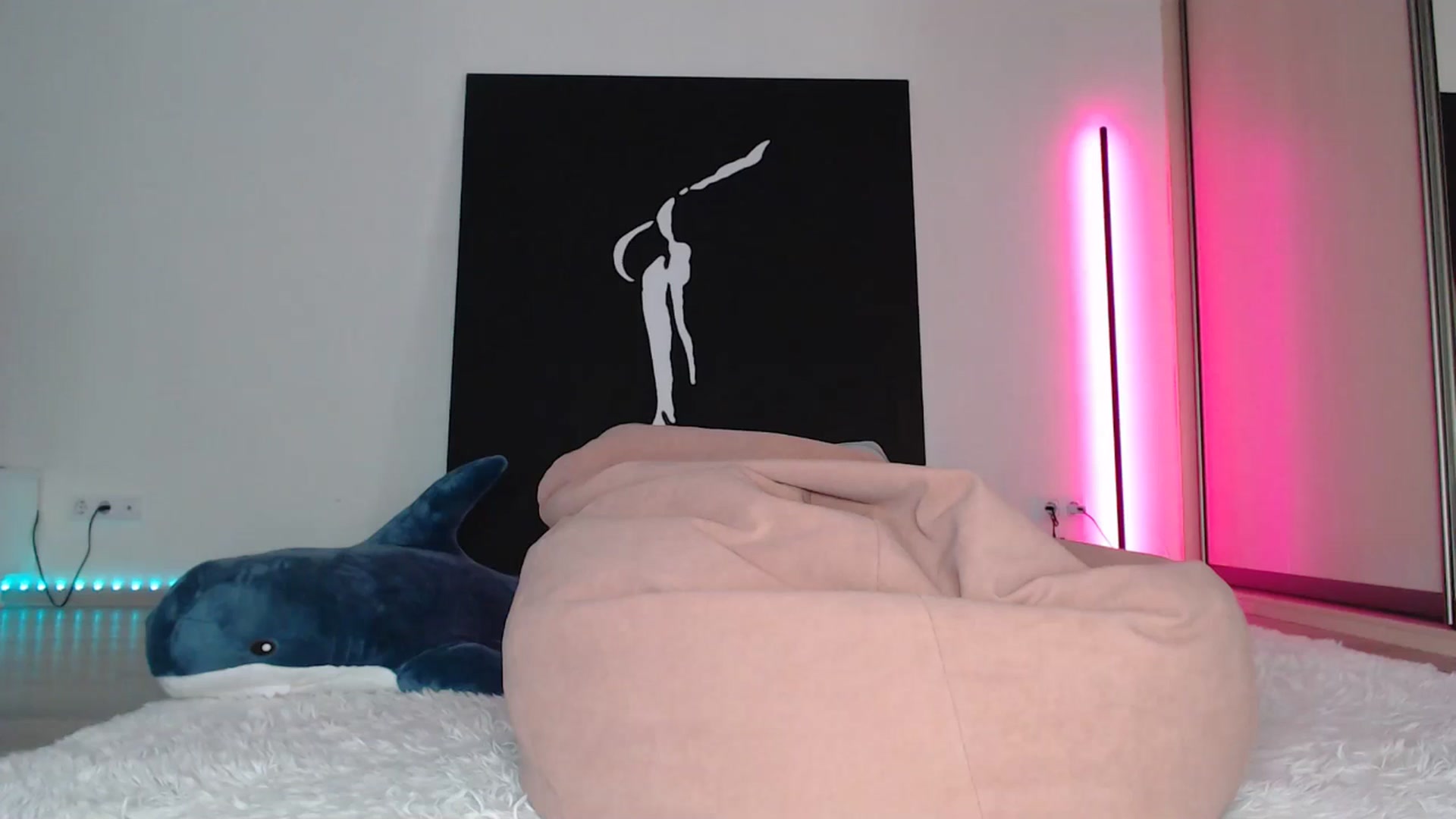 Gallery image thumbnail from Blondino4ka07's myfreecams stream on, 05/09/2025, 09:20 image 14 of 20