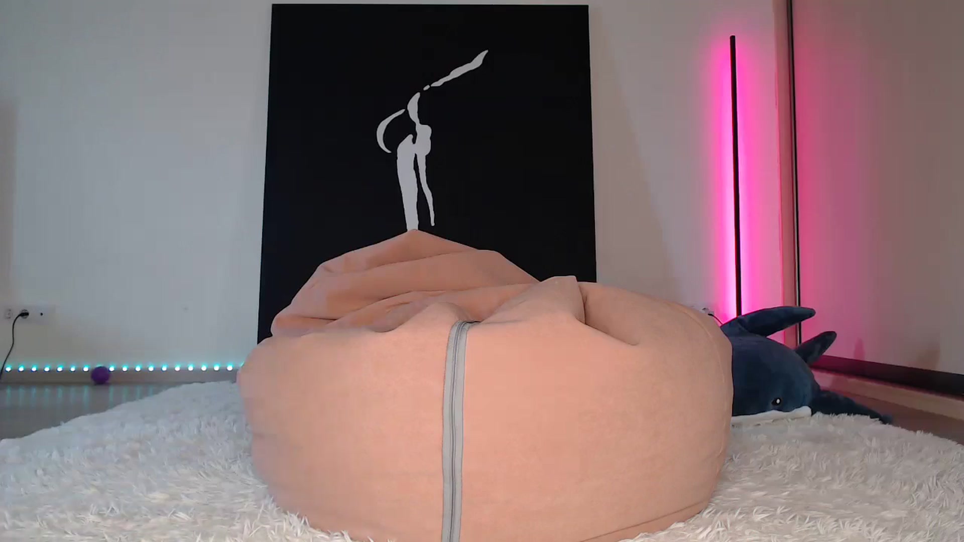 Gallery image thumbnail from Blondino4ka07's myfreecams stream on, 05/26/2025, 07:20 image 3 of 20