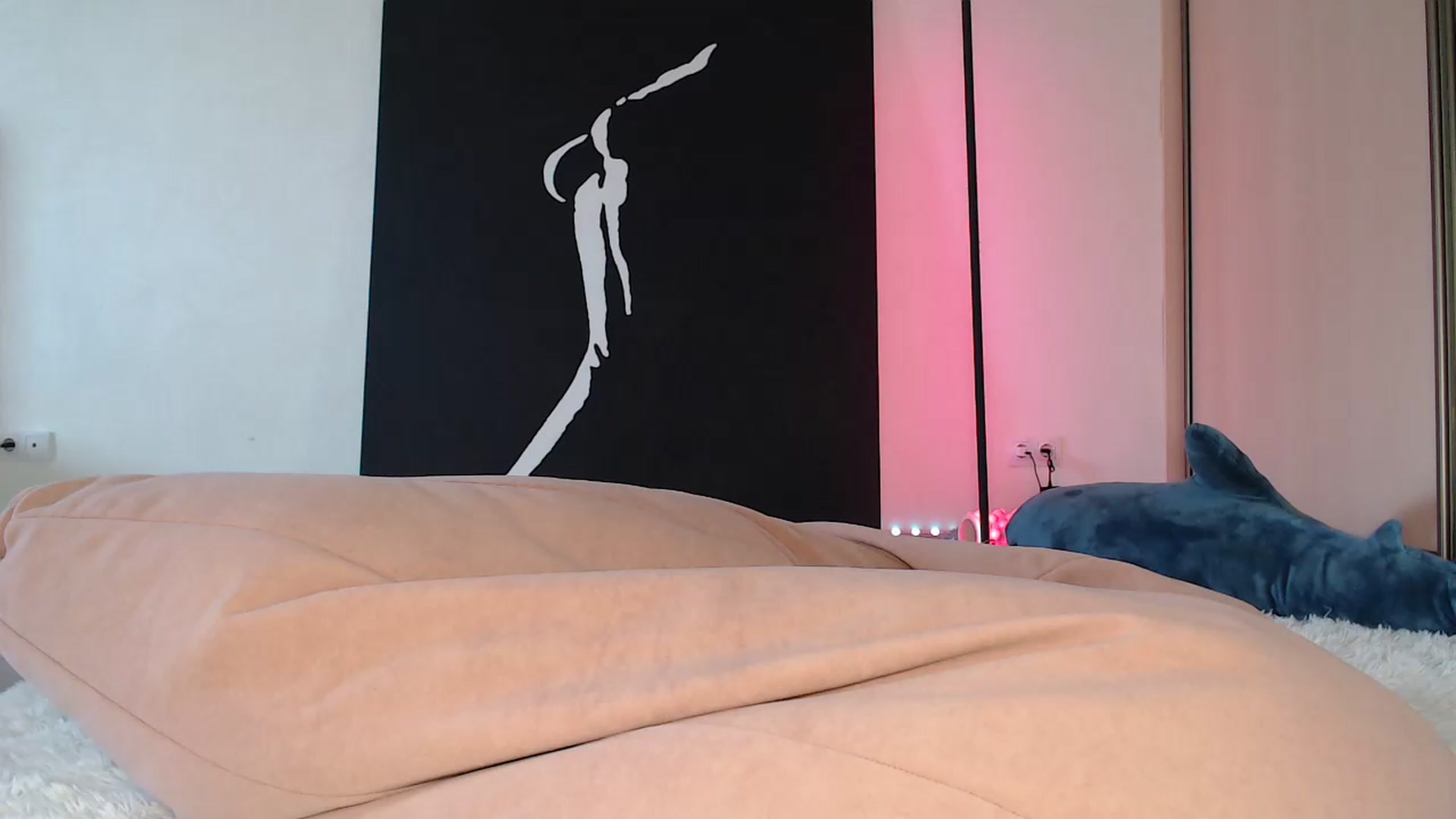 Gallery image thumbnail from Blondino4ka07's myfreecams stream on, 06/03/2025, 06:42 image 10 of 20
