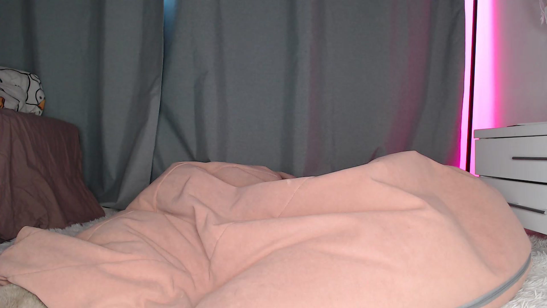 Gallery image thumbnail from Blondino4ka07's myfreecams stream on, 06/17/2025, 05:46 image 5 of 20