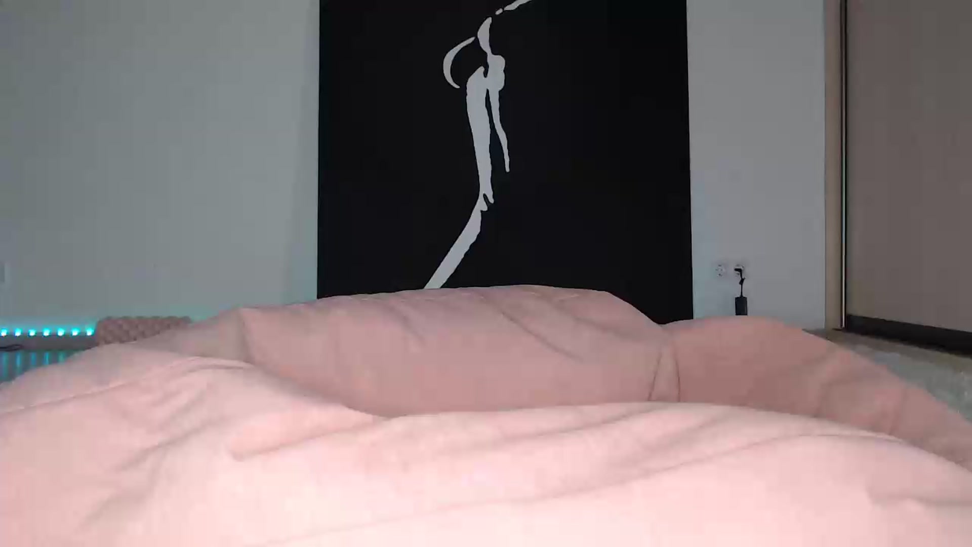 Gallery image thumbnail from Blondino4ka07's myfreecams stream on, 07/01/2025, 17:32 image 11 of 20