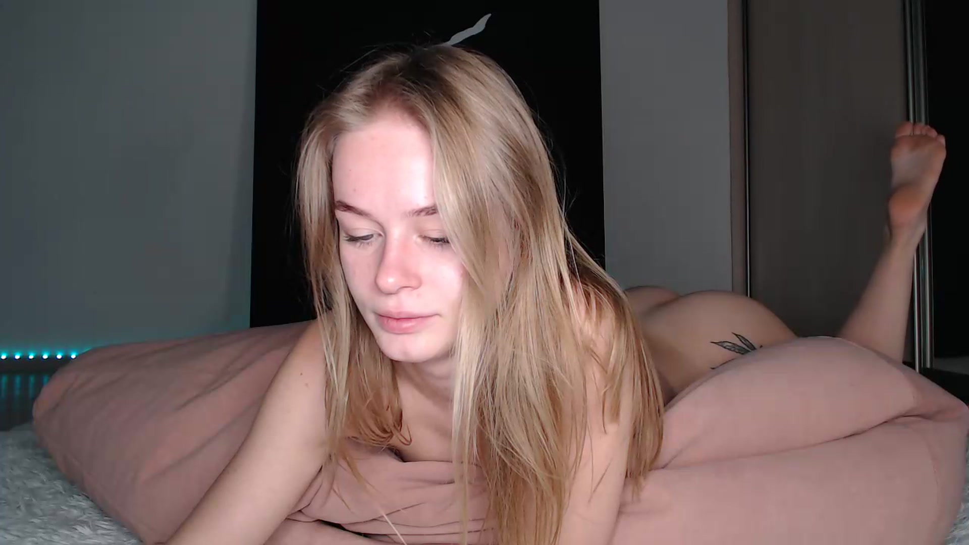 Gallery image thumbnail from Blondino4ka07's myfreecams stream on, 07/13/2025, 18:31 image 5 of 20
