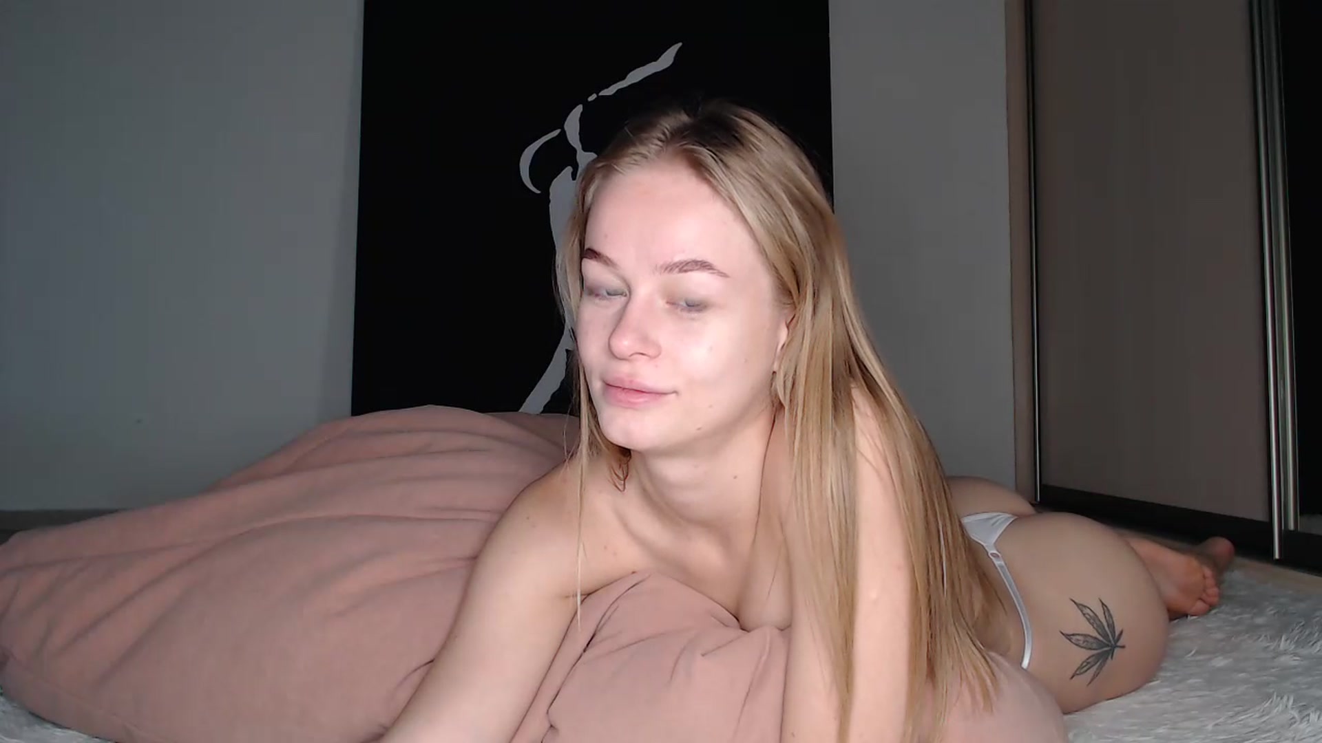 Gallery image thumbnail from Blondino4ka07's myfreecams stream on, 07/14/2025, 06:09 image 10 of 20