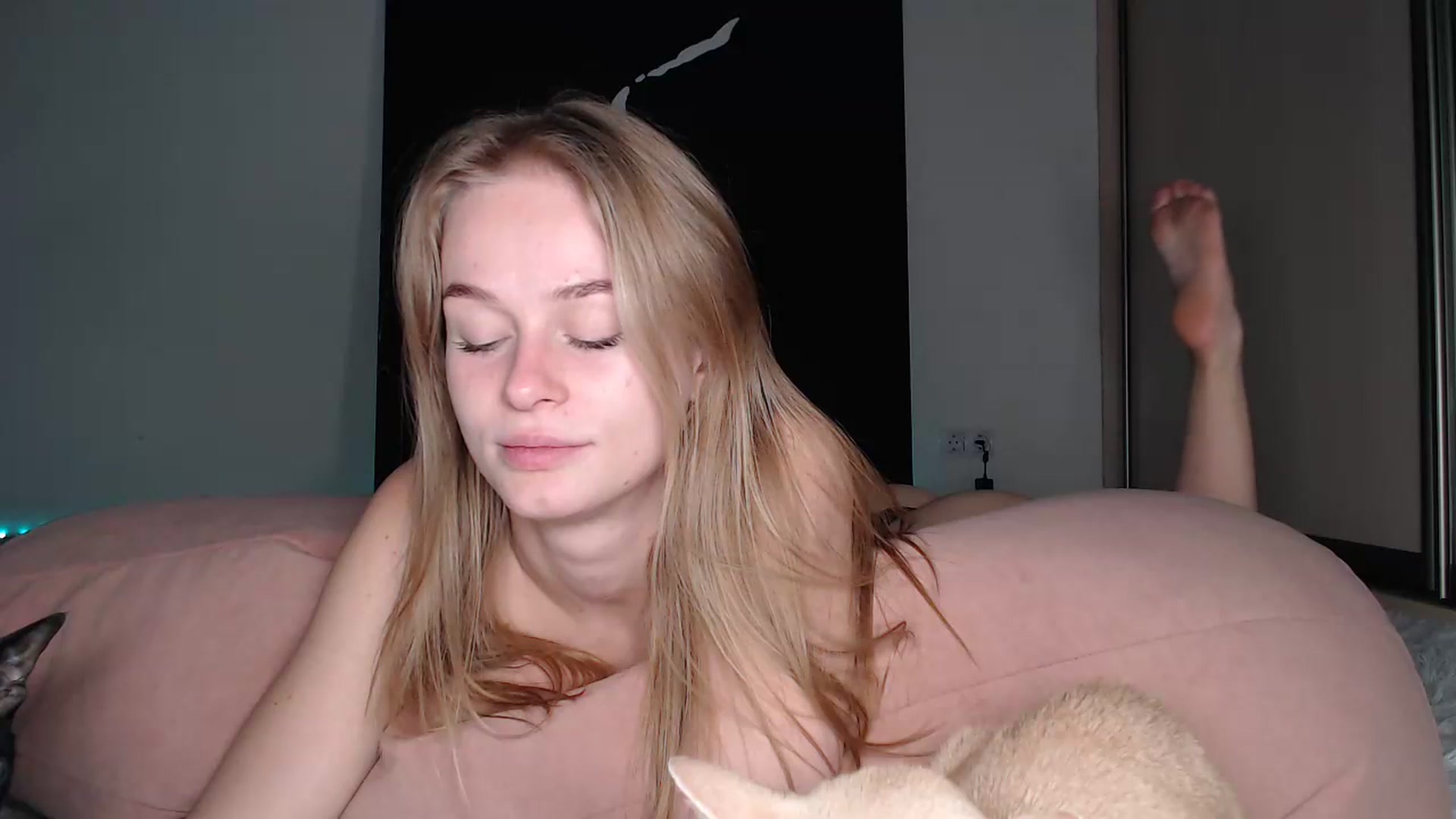 Gallery image thumbnail from Blondino4ka07's myfreecams stream on, 07/14/2025, 18:18 image 1 of 20