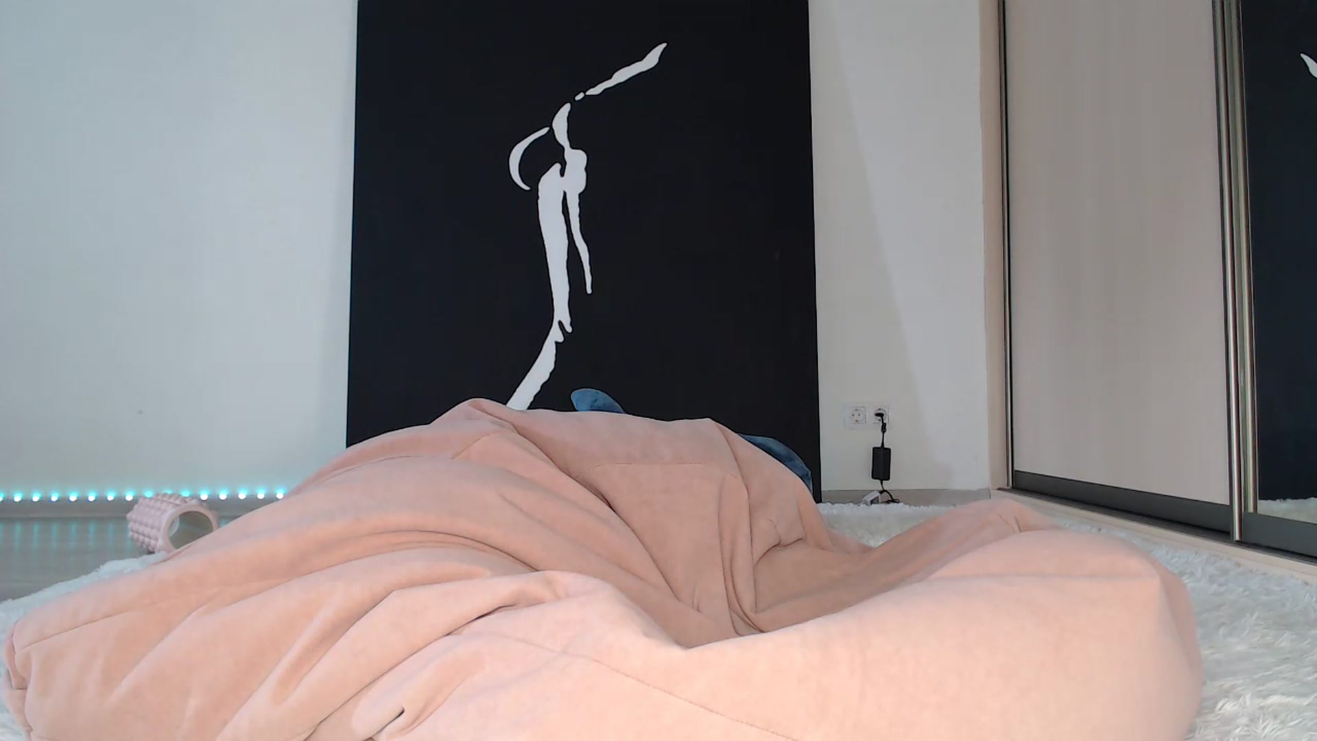 Gallery image thumbnail from Blondino4ka07's myfreecams stream on, 07/15/2025, 10:46 image 2 of 20