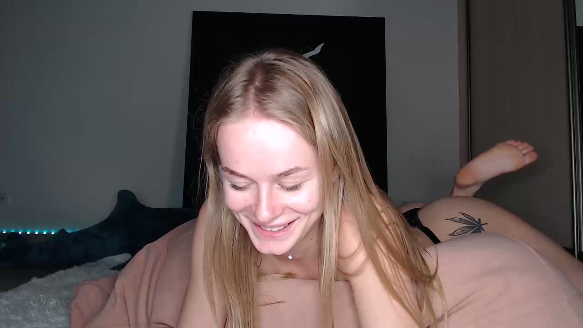Gallery image thumbnail from Blondino4ka07's myfreecams stream on, 07/16/2025, 18:36 image 18 of 20